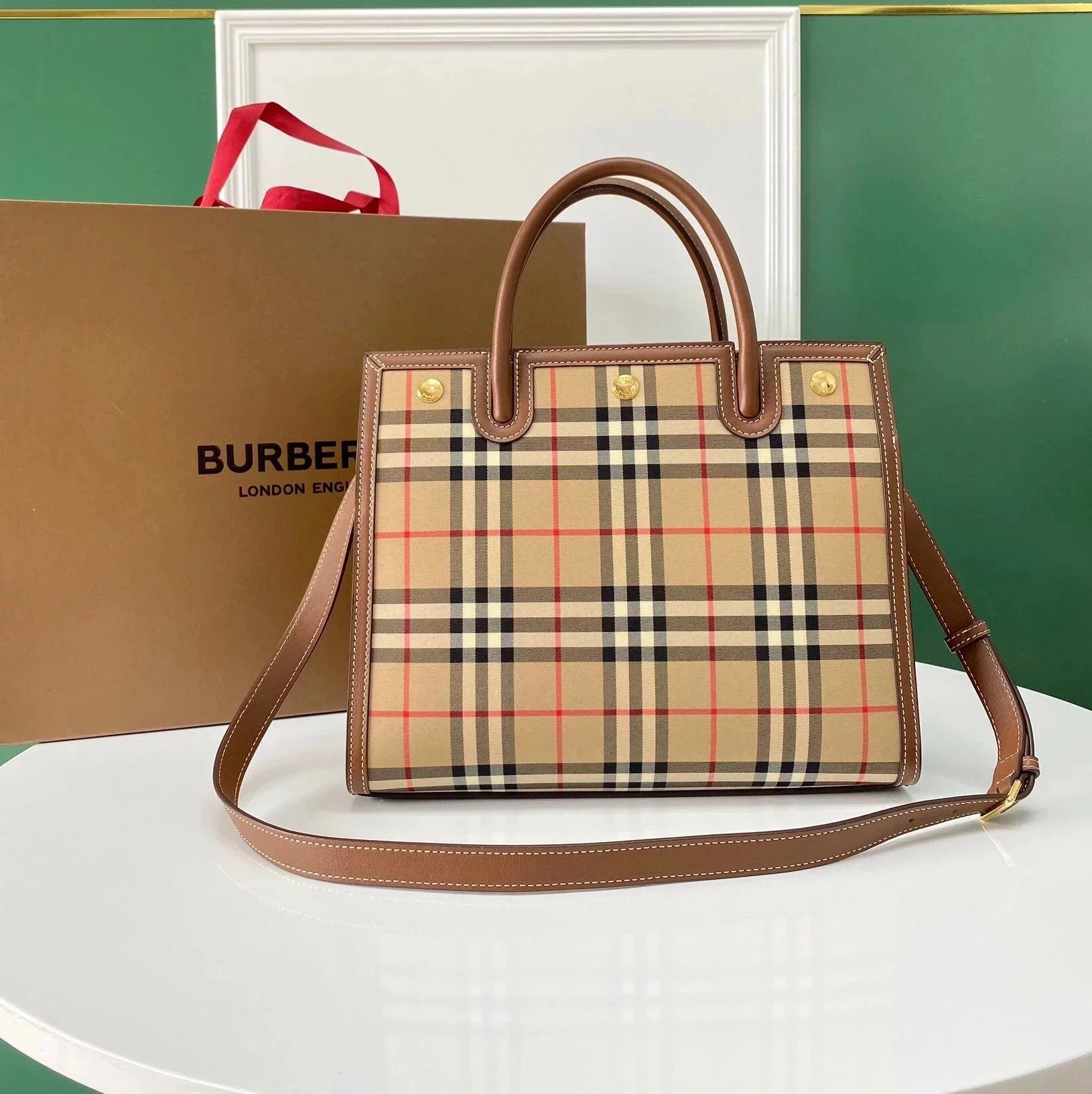 Burberry Women's Bag Top version 【Level Surrogate Shopping】New Tote Bag Shopping Bag Title Terler Handbag Tote Bag Commuter Bag Office Worker Messenger Bag Women's Bag
