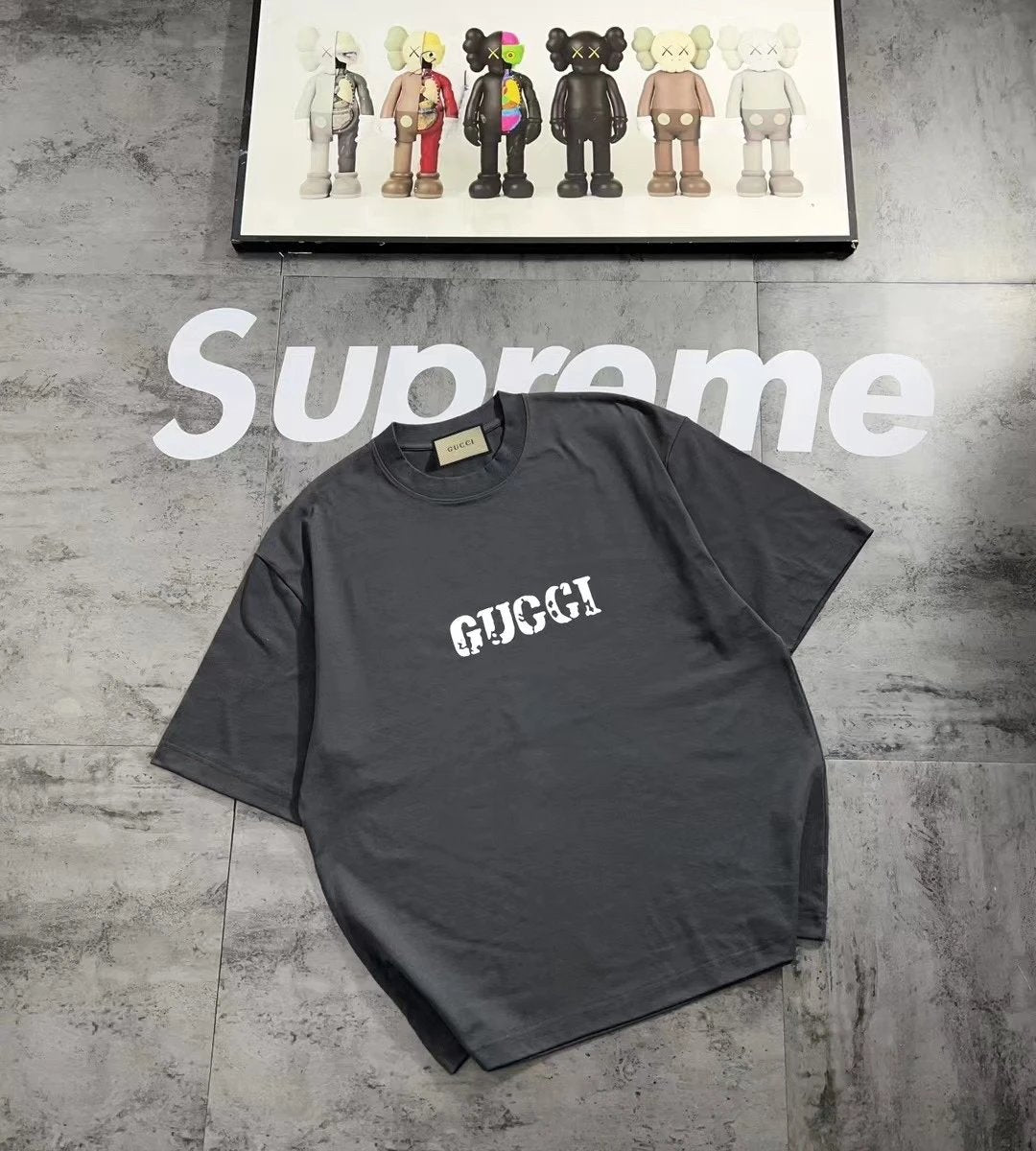 Gucci T-shirt Joint Name=Vintage Print on the Back logo round Neck Short Sleeve25ss New pure cotton T Unisex T-Shirt OS Loose Fit Base Shirt Top Half Sleeve T-Shirt