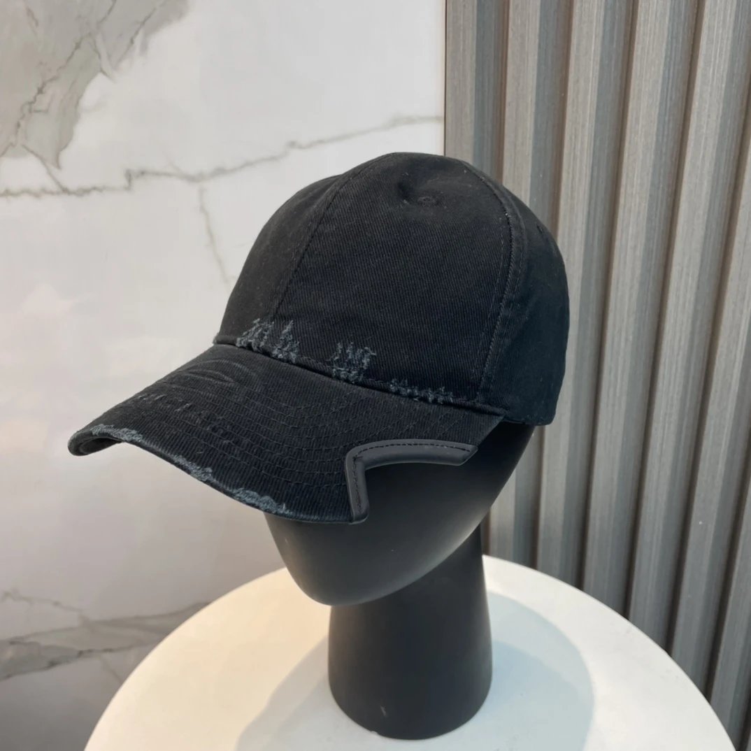 Balenciaga Hat Embroidery logo Baseball Cap Sunshade Sun Protection Duckbill Cap Unisex Couple Style Large Head Circumference Slimming Face Curved Brim Versatile Sports Hat