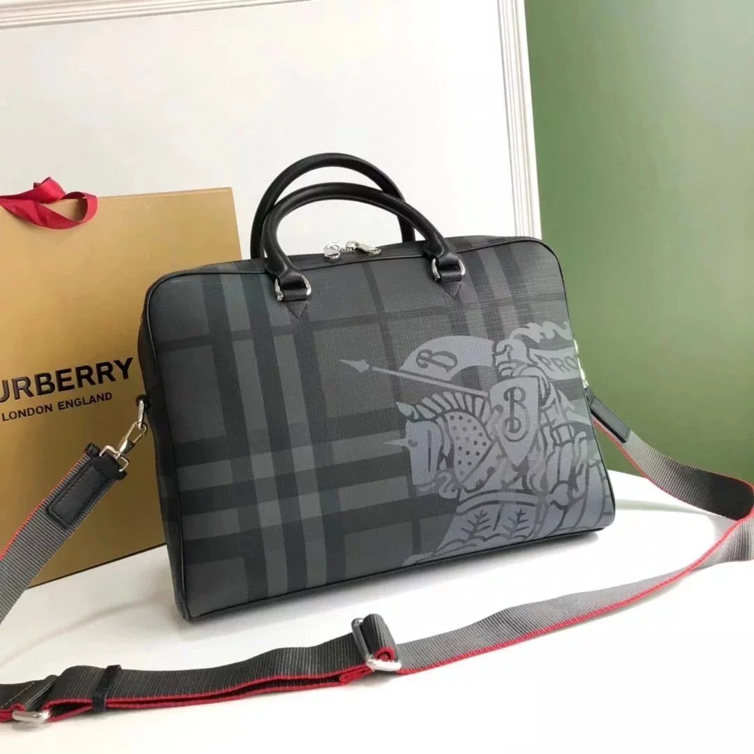 Burberry Men's Bag Top version Men's Bag Latest War Horse London Plaid Briefcase Computer Bag Shoulder Messenger Handbag