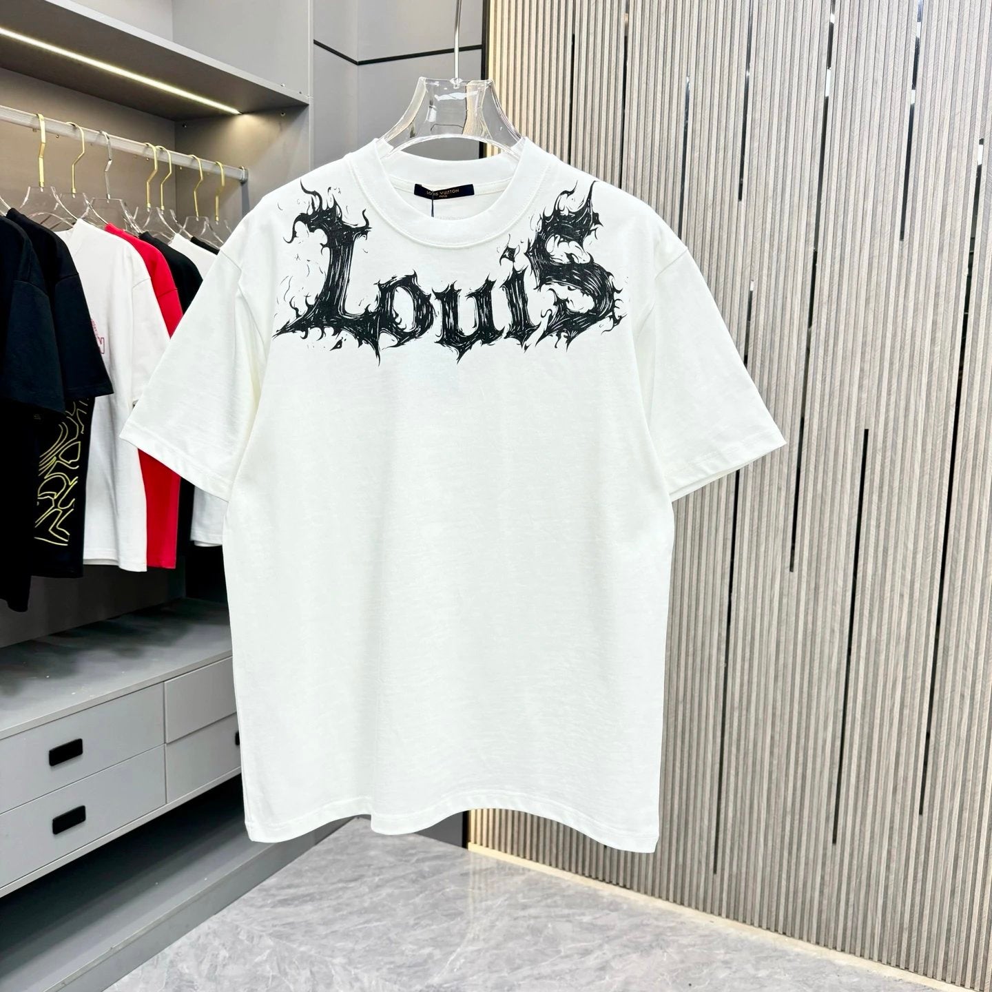 Louis Vuitton LV T-shirt Front Chest Color Dot Print and Back Small Label Embellishment logo round Neck Short Sleeve25ss New pure cotton T Unisex T-Shirt OS Drop Shoulder Loose Fit Base Shirt Top T-Shirt Short Sleeve