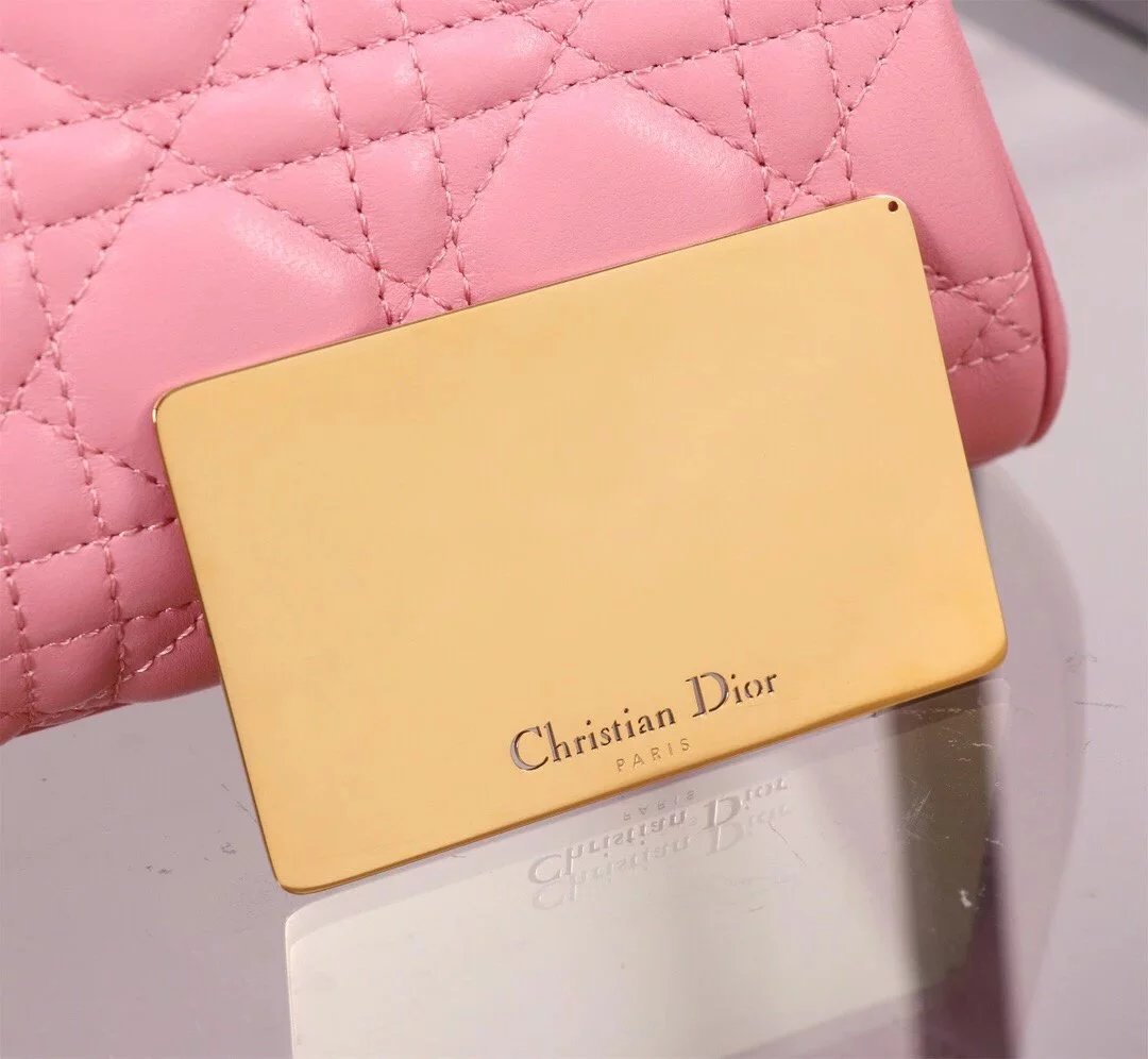 Dior Women's Bag Top version New Handbag with Top Handle.Crafted with Pink Sheep Leather Large Compartment with Patch Pocket，26x9x14.5cm