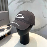 Balenciaga Hat Letters logo Baseball Cap Sun Protection Visor Cap Large Head Circumference Versatile Sports Hat Slimming Face Curved Brim Unisex Couple Style