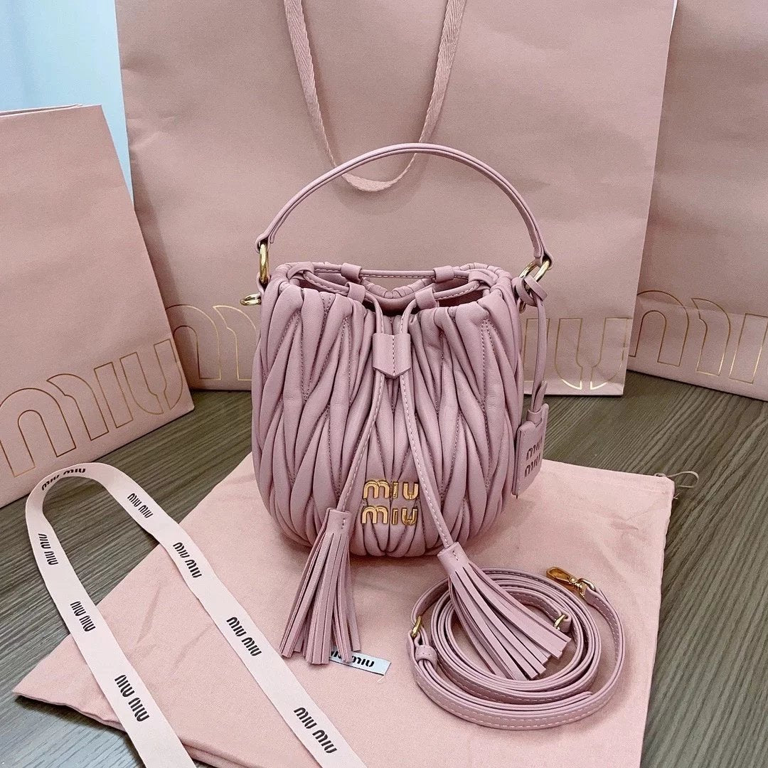 Miu Miu Bag Top version 【Original Leather】Sheepskin Bucket Bag Handbag Shoulder Bag Messenger Bag Women's Bag Large5BE084Small Size5BE085Mini Small Bucket Bag Drawstring Tassel Bag