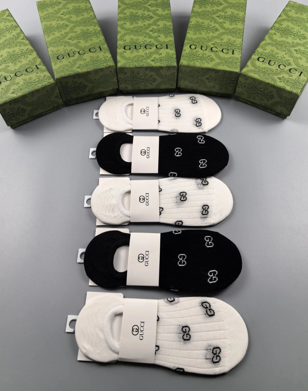 Gucci Sock 【Five Pairs Per Box】Classic Letters logo Breathable and stylish pure cotton25ss New Short Tube Cotton Socks Thin Business Sports Casual Spring Summer Autumn Versatile Deodorant Sweat-Absorbing