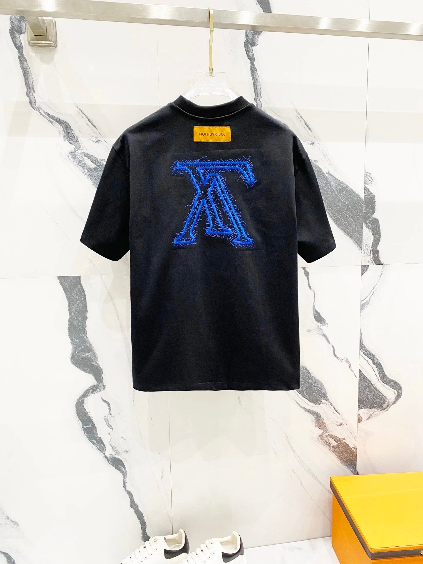 Louis Vuitton LV T-shirt Front and back yarn letter embroidery logo round Neck Short Sleeve25ss New Pure Cotton Unisex Style T T-shirt OS Loose Fit Base Shirt Half Sleeve T-Shirt Top Half Sleeve