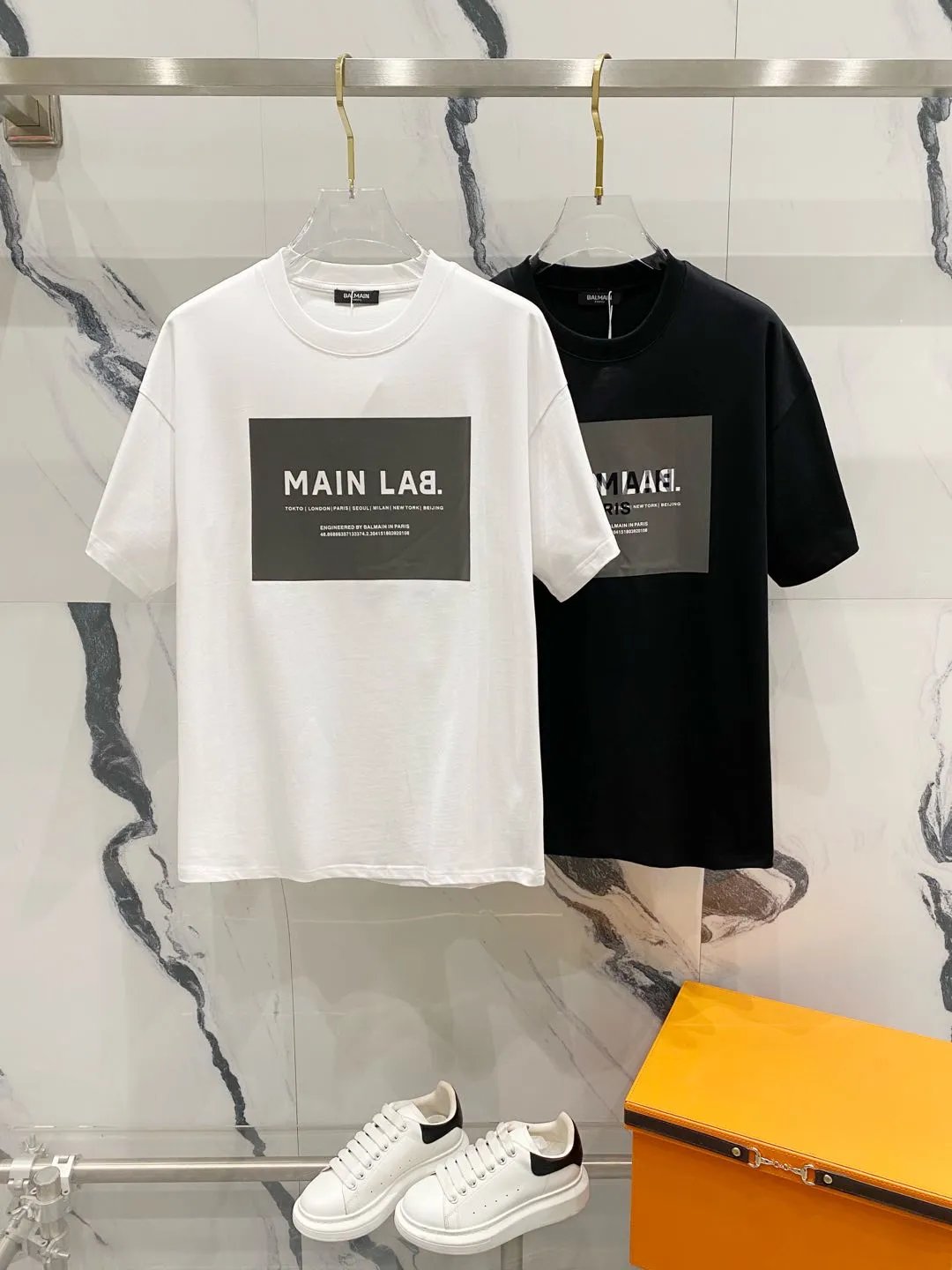Balmain T-shirt Brand Overlapping Letter Print LOGO Logo Crew Neck Short Sleeve25ss New Pure Cotton Unisex Style T T-shirt OS Loose Fit Base Shirt G Home Top Half Sleeve T-Shirt