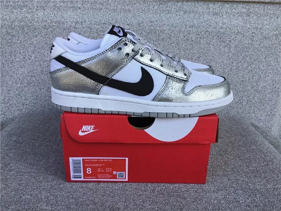 Nike Dunk Low shoes