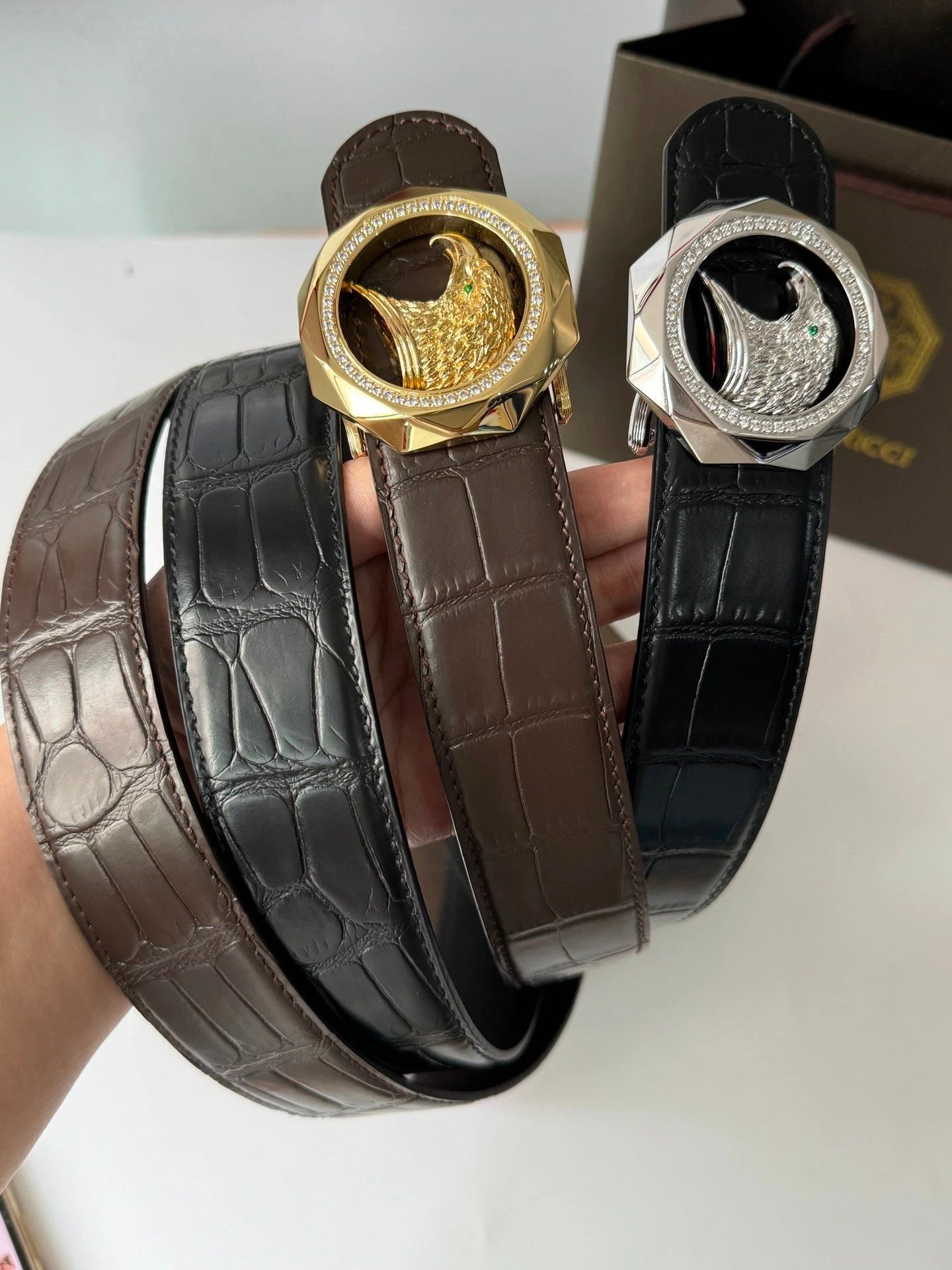 Stefano Ricci Belt Top version Original Order Men's Belt Width:3.8cm Boutique Eagle Head Fine Steel Buckle Gold Vacuum Plating New Belt Selected Italian First Layer Cowhide Shark Pattern with Crystal Calfskin Bottom