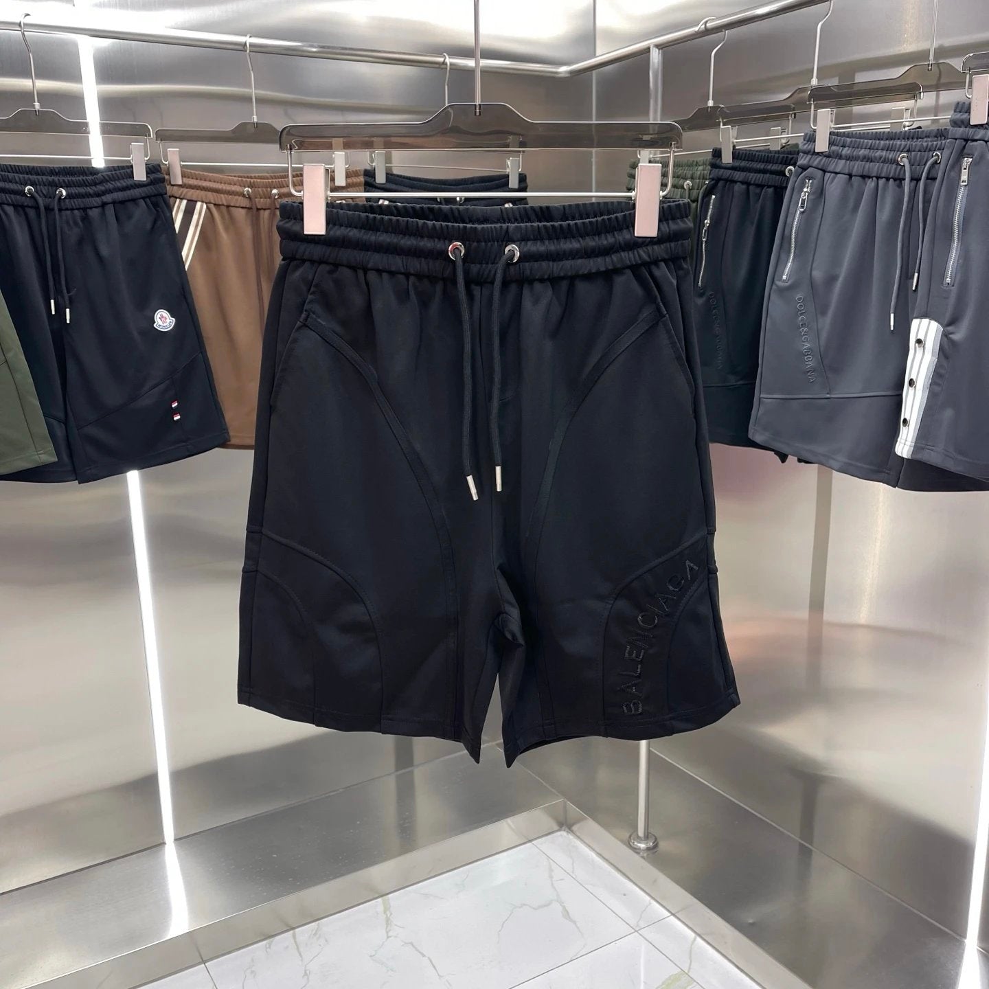 Balenciaga Shorts The front has letter embroidery logo Five-point Shorts25ss New Drawstring Casual5Two-Piece Casual Sweatpants Summer Pants Unisex Pure Cotton Sweatpants