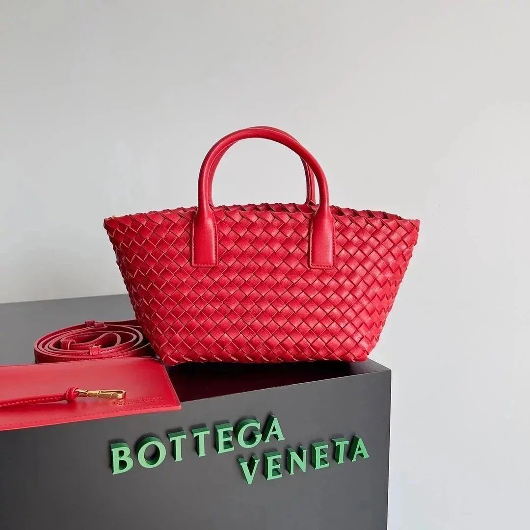 Bottega Veneta Women's Bag Top version 【Surrogate Shopping Edition】New Arrival MiniCabat Limited Mini Basket Tote Cabat Woven Bag Portable Shopping Basket Bag Woven Vegetable Basket New Woven Shopping Basket Bag Treasure Dish Jia Woven Oversized Shopping