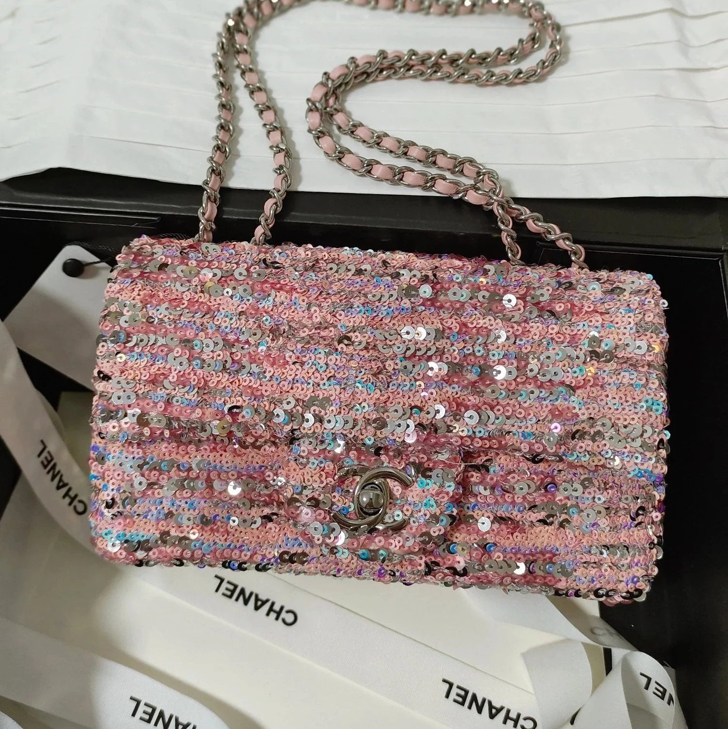 Chanel Women's Bag Top version 【Original Leather】23S Home New CF Large mini Sequin Bag Pink Sequins CF Flap bag WOC Small Waste Bag Lipstick Earphone Bag Mobile Phone Bag Ladies New Women's Bag Chain Bag Shoulder Bag24C Embroidered sequins CF Dinner Bag