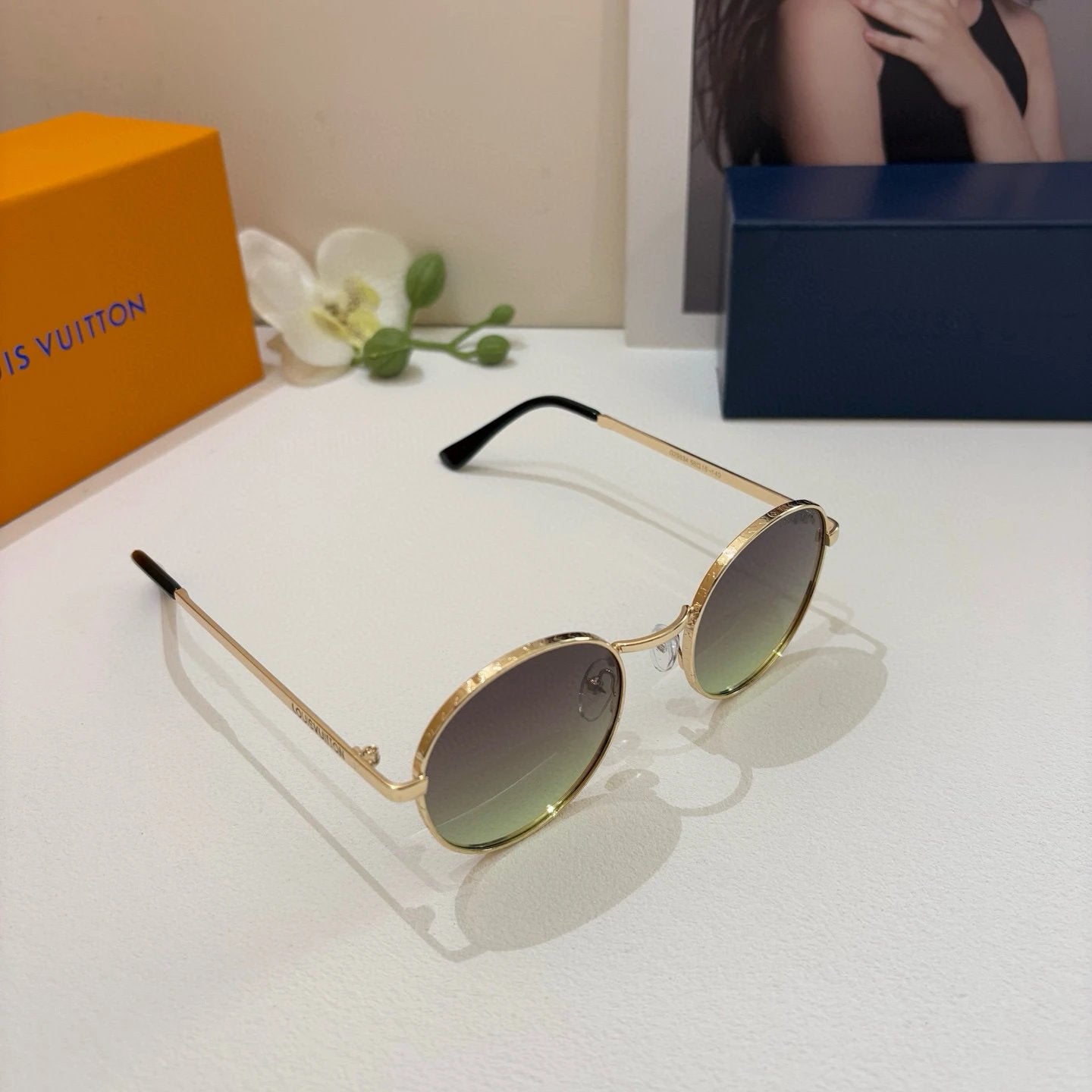 Louis Vuitton LV Sunglasses Metal Round Frame Sunglasses Slimming Non-Prescription Unisex Couple Style UV Protection Driving Beach Fishing25ss New Sports Casual Versatile