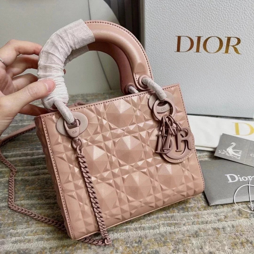 Dior Women's Bag Top version Original Leather2022Spring and Summer New Diamond Rattan Plaid Diana Bag3Grid MiniLady Three Grids17cm New Diamond Rattan Plaid Women's Cow Leather Bag