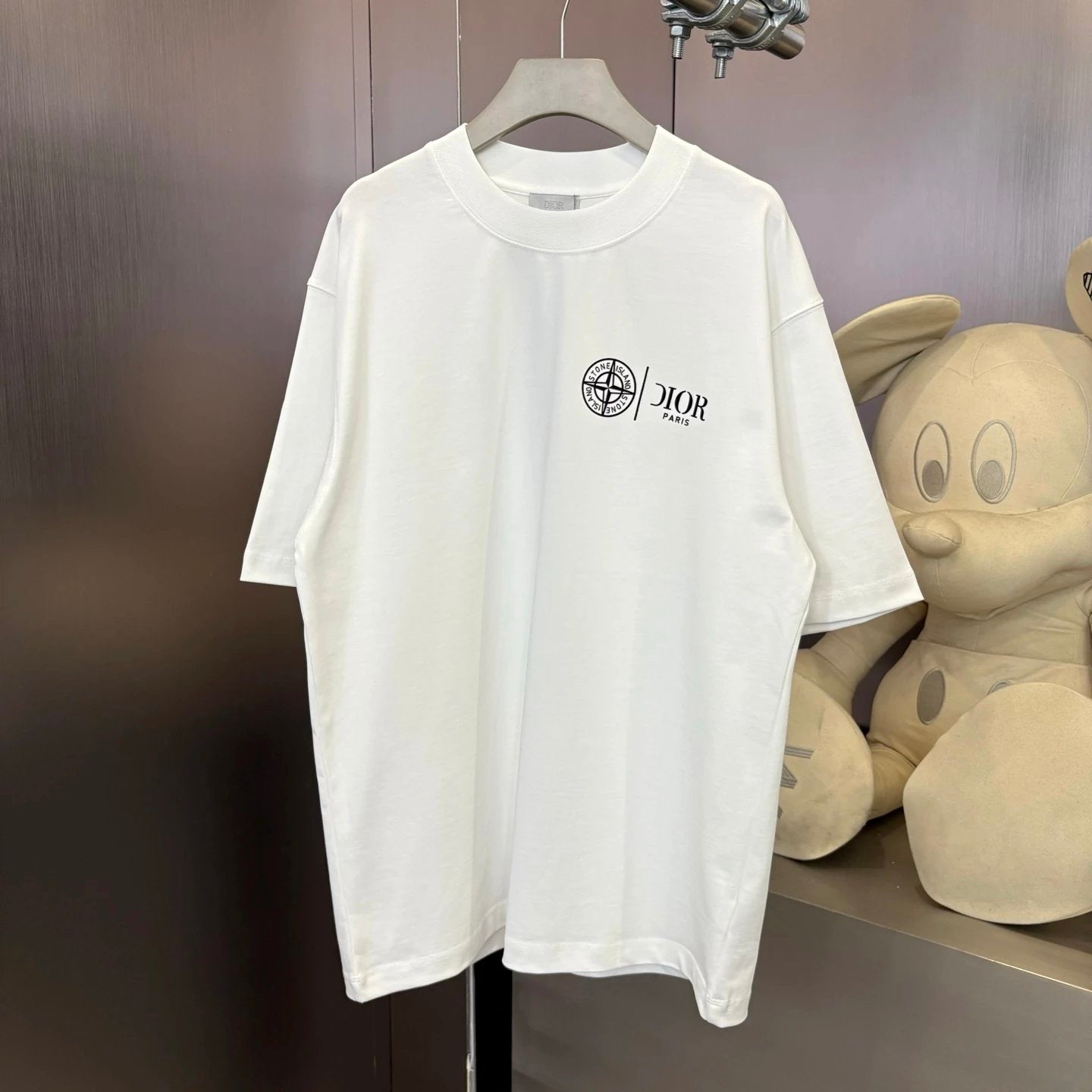 Dior T-shirt Back Letter Pointer Pattern Print logo round Neck Short Sleeve25ss New Pure Cotton Unisex Style T T-shirt OS Loose Fit Base Shirt Half Sleeve T-Shirt Top Half Sleeve