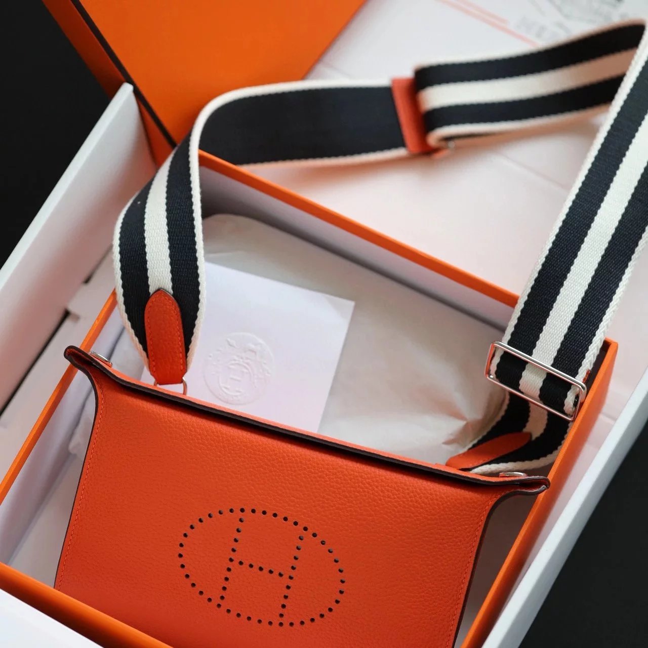 Hermes women's bag Top version Handmade Sewing VIDEPOCHES Import Togo+Hand-Knitted Cotton Shoulder Strap Crossbody Bag Made by Hand Videpoches Crossbody Bag Men's Bag