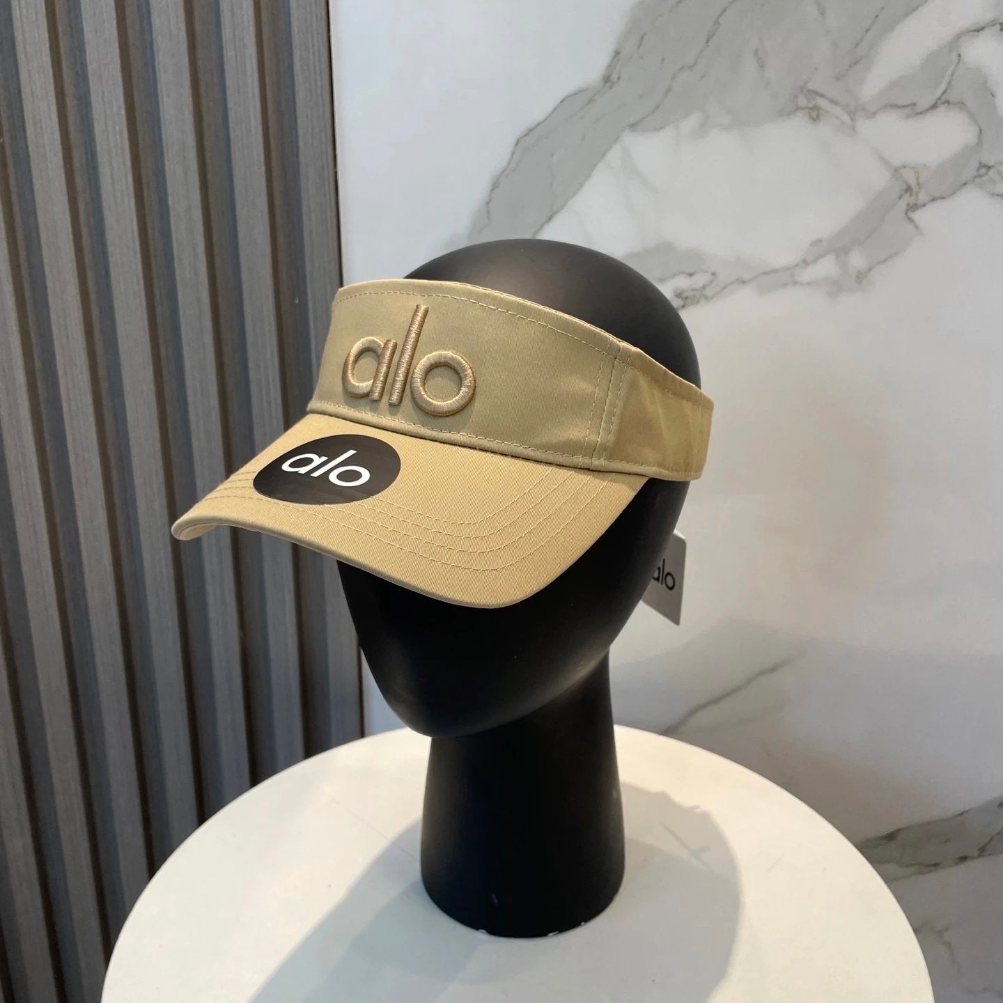 Alo Yoga Hat Letter Embroidery logo Baseball Cap Sunshade Sun Protection Duckbill Cap Unisex Couple Style Large Head Circumference Slimming Face Curved Brim Versatile Sports Hat