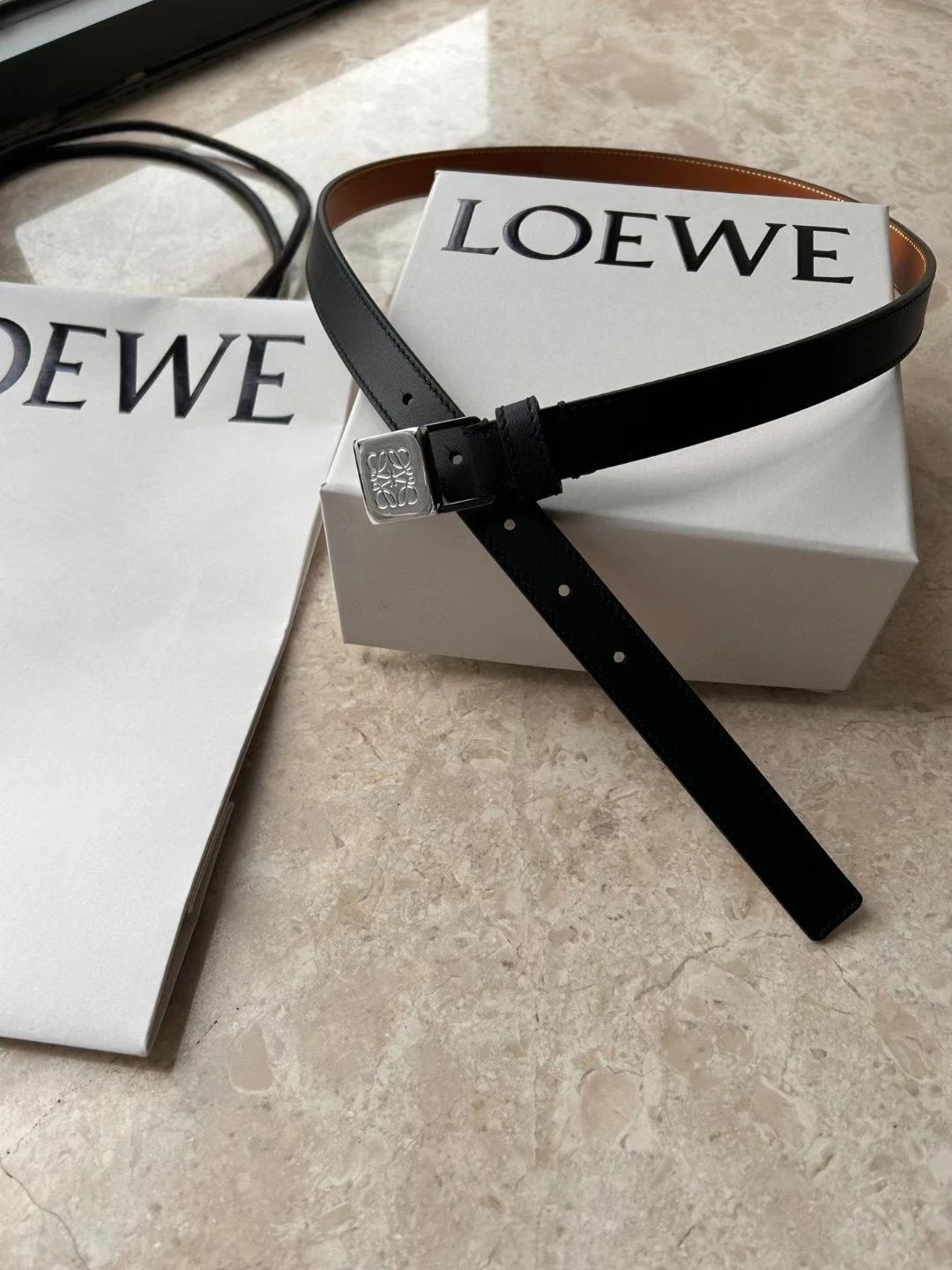 LOEWE Belt Top version Original Sample Women's Clothes Original Order Belt Width2.0cm Genuine Goods Quality Counter Full Set of Packaging Selected Imported First Layer Calfskin Leather Feel Comparable to Genuine Goods Boutique Letter Buckle Official Net S