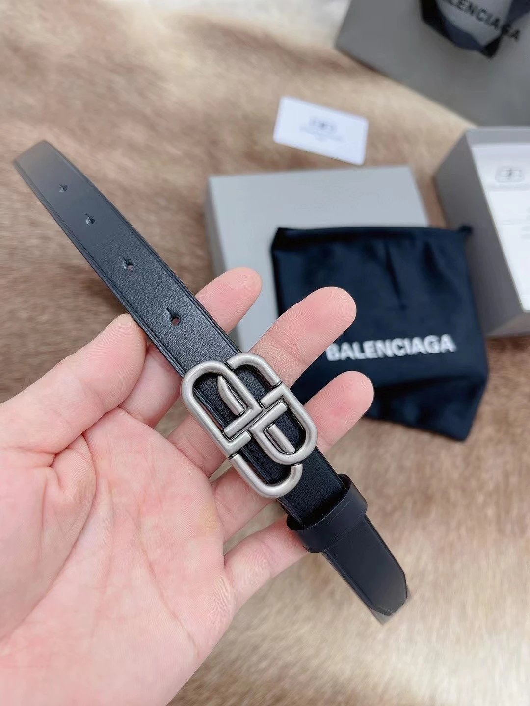Balenciaga Belt Top version Women's Original Order Belt Fashion Retro Belt BB Distressed Men's Leather Belt Buckle Men and Women Business Casual Belt Belt Men's Leather Belt