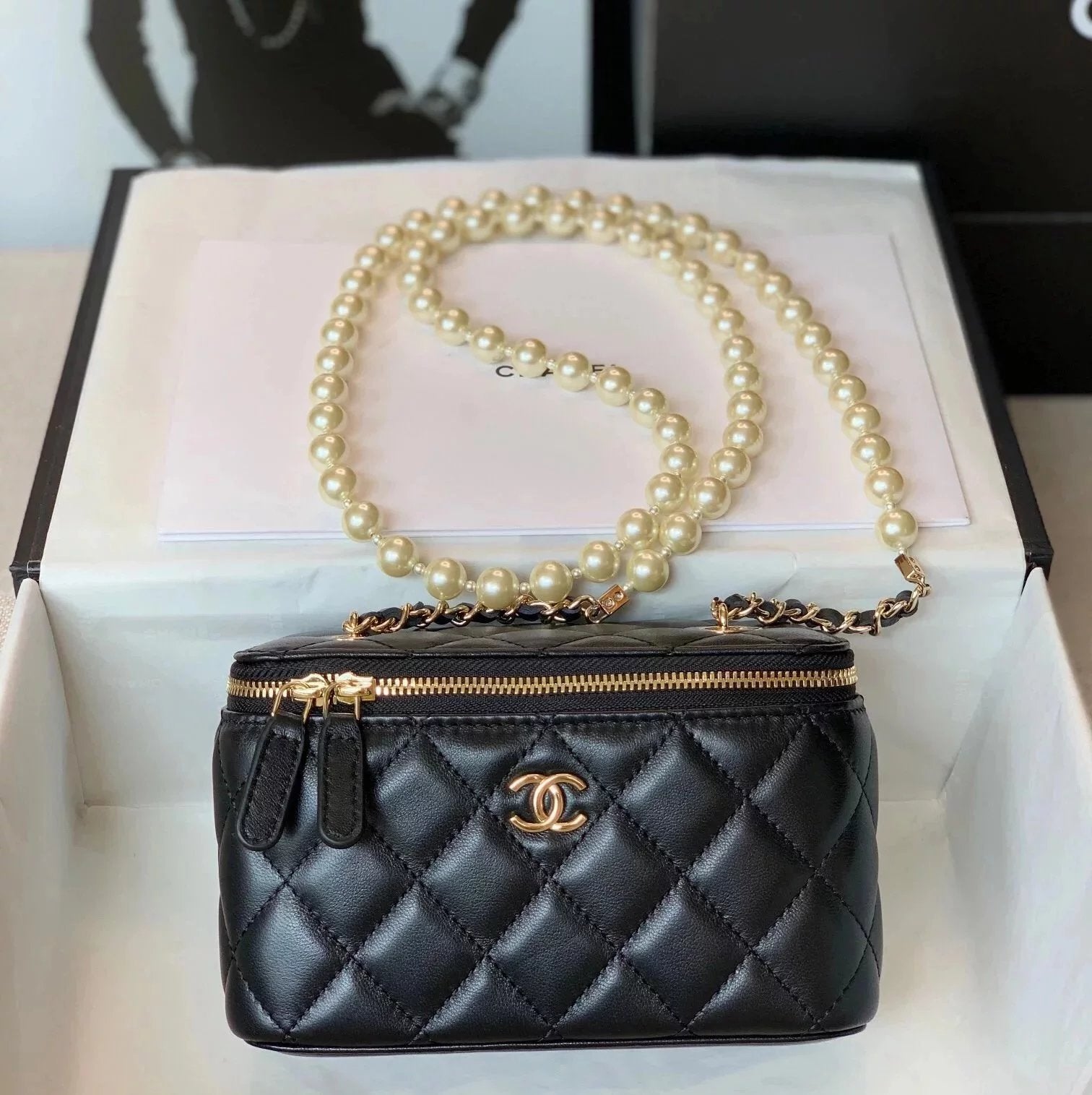 Chanel Women's Bag Top version 【Original Leather High-Definition Version】Nair2022Spring and Summer New Pearl Chain Bag Box Bag Cosmetic Bag Pearl Bag woc Box Cosmetic Case