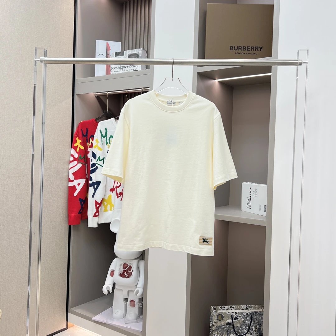 Burberry T-shirt Precedent Equestrian Rider Patch logo round Neck Short Sleeve25ss New pure cotton T Unisex T-Shirt OS Loose Fit Base Shirt Top Half Sleeve T-Shirt