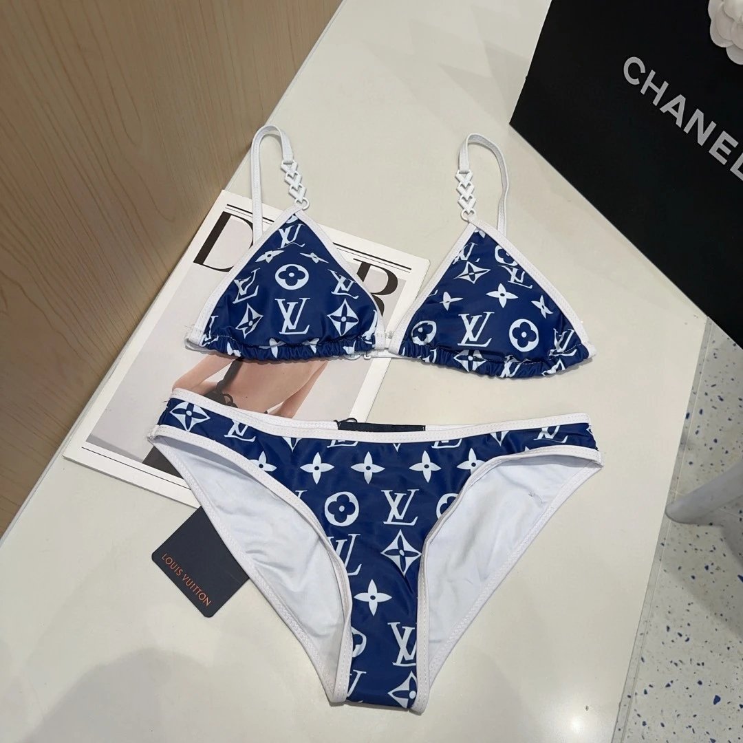 Louis Vuitton LV Swimsuit Full Print Jacquard Bikini Swimsuit Sexy Small Chest Gathered Beach Pool Backless White Women's Swimwear Vacation Hot Spring