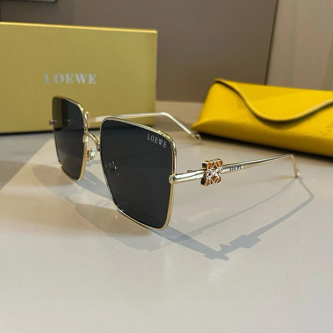 LOEWE Sunglasses Gold Label Temple Sunglasses Slimming Non-Prescription Unisex Couple Style Driving Beach Fishing UV Protection25ss New Sports Casual Versatile