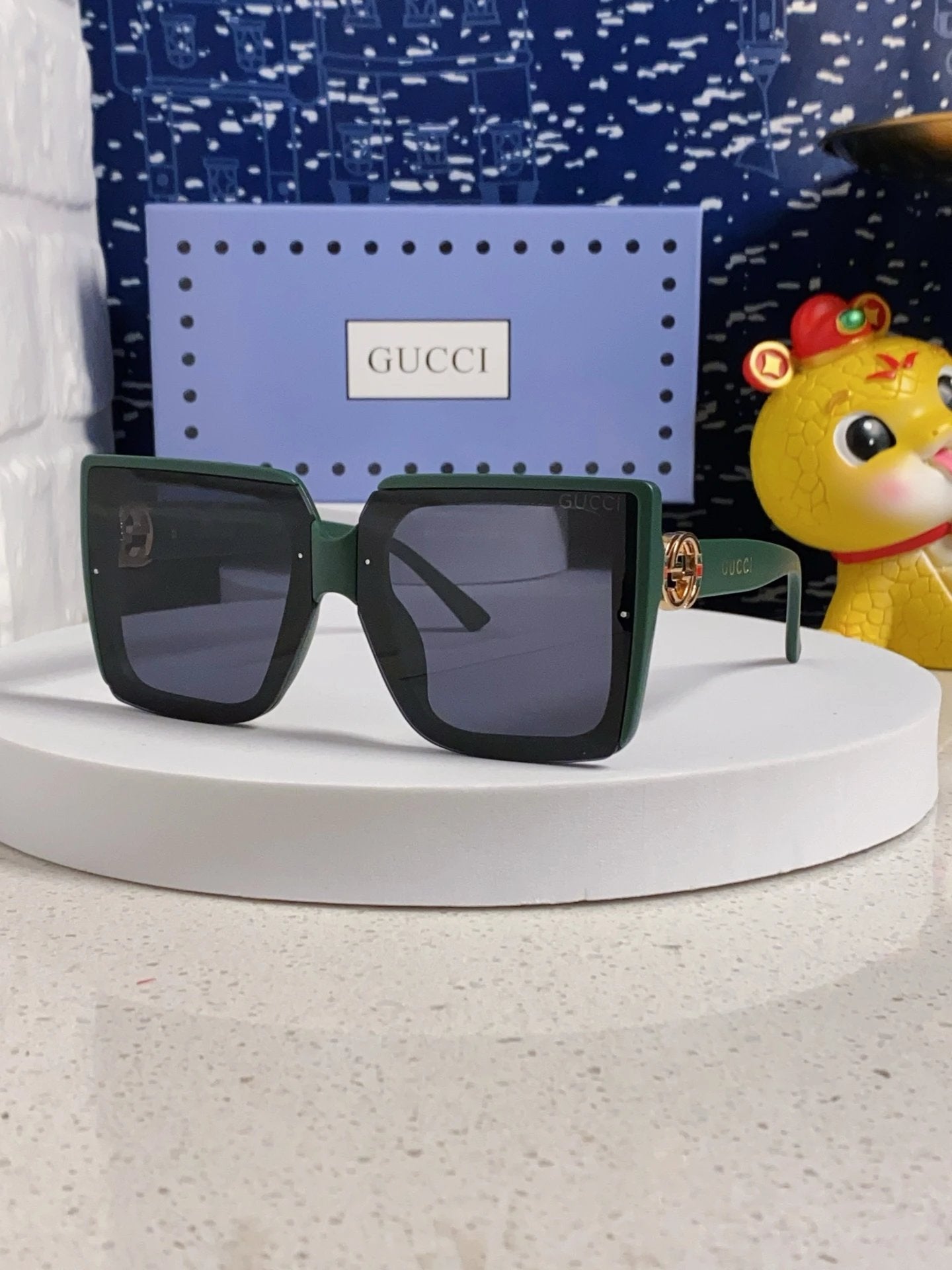 Gucci Sunglasses Square Frame Sunglasses Slimming Non-Prescription Unisex Couple Style UV Protection Driving Beach Fishing25ss New Sports Casual Versatile