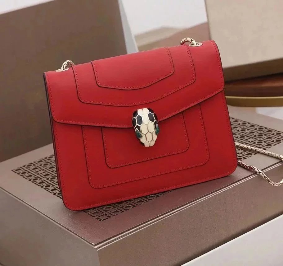 BVLGARI Bag Top version SerpentiForever Red Handbag Bag Decorated with a Snake's Head File Holder Chain Bag Portable Shoulder Messenger Bag Women's Bag