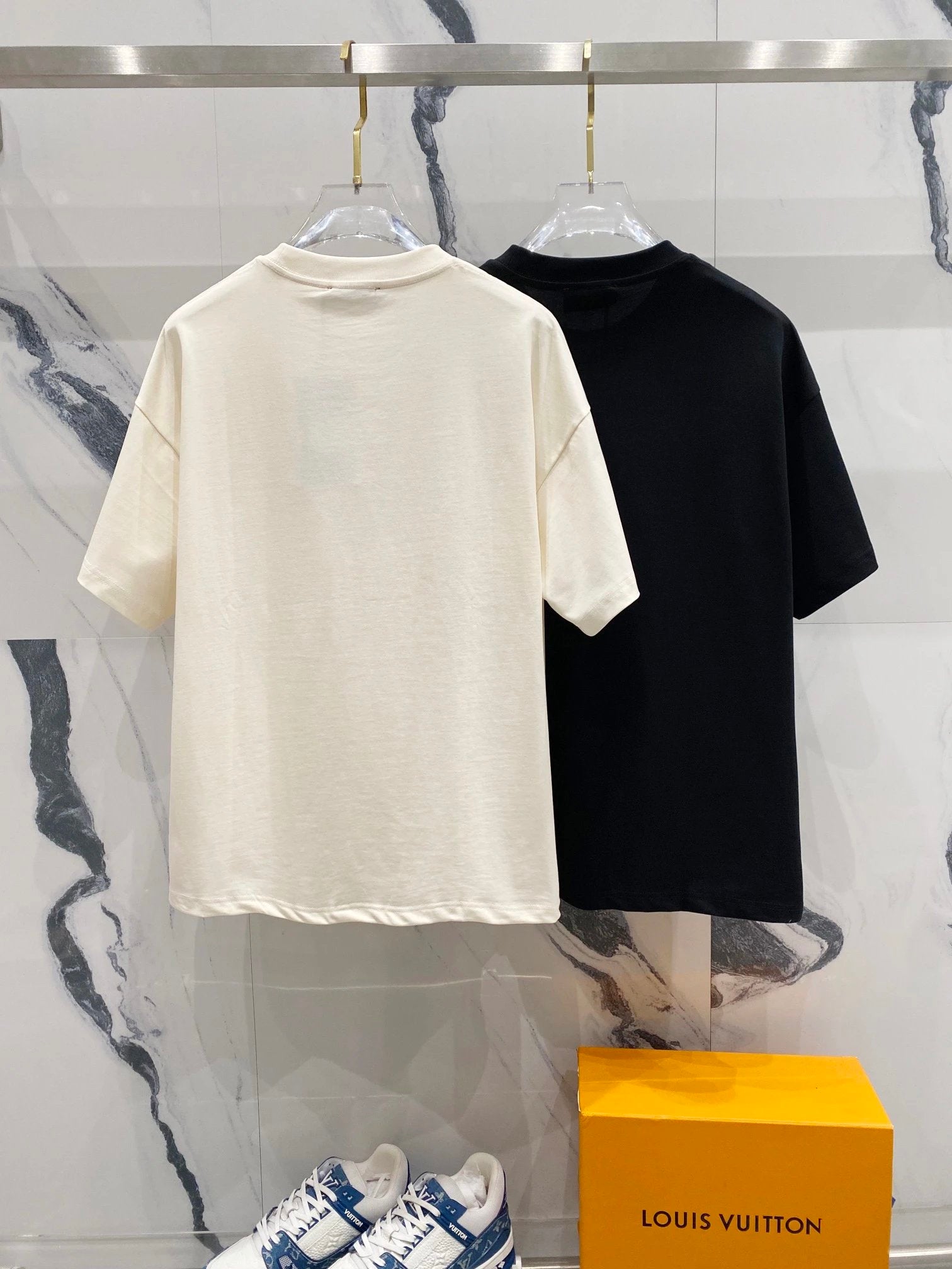 Gucci T-shirt Double G Polka Dot Digital Letters LOGO Printed Logo Crew Neck Short Sleeve Pure Cotton T Unisex T-Shirt OS Loose Fit Base Shirt Summer Casual Simple T-Shirt