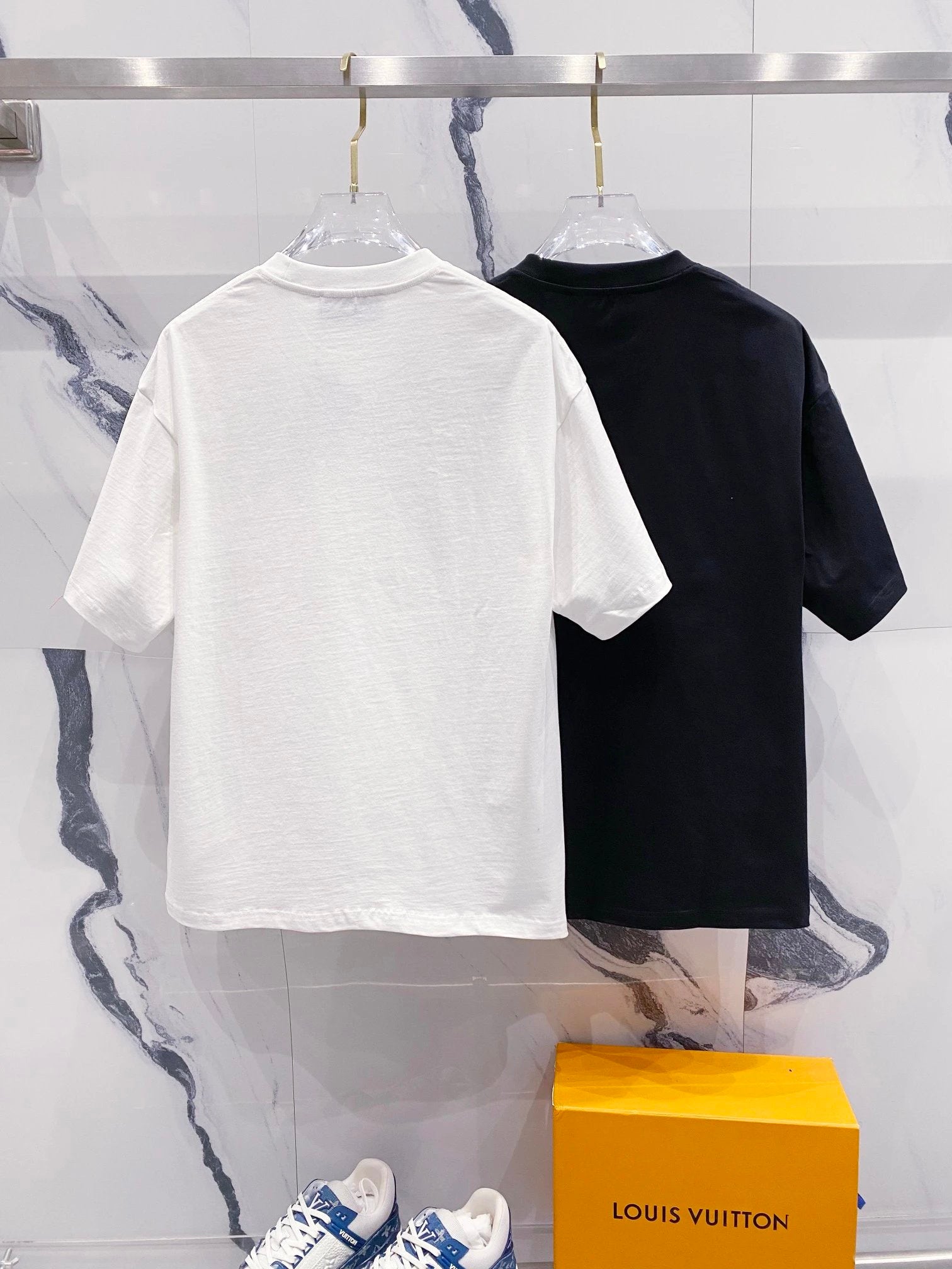 PRADA T-shirt Red silicone zipper triangle logo LOGO Design Logo Crew Neck Short Sleeve25ss New Pure Cotton Unisex Style T T-shirt OS Loose Fit Base Shirt Casual Short Sleeve T-Shirt
