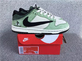 Nike Dunk Low shoes