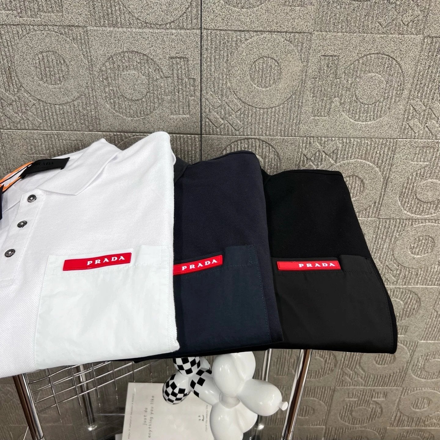 PRADA T-shirt Pocket Long Strip 3D Glue and Knitted Cuffs logoPOLO Shirt Lapel Short Sleeve25ss New Unisex Summer Short Sleeve OS Loose T Business Half Sleeve Shirt Plus Size T-Shirt