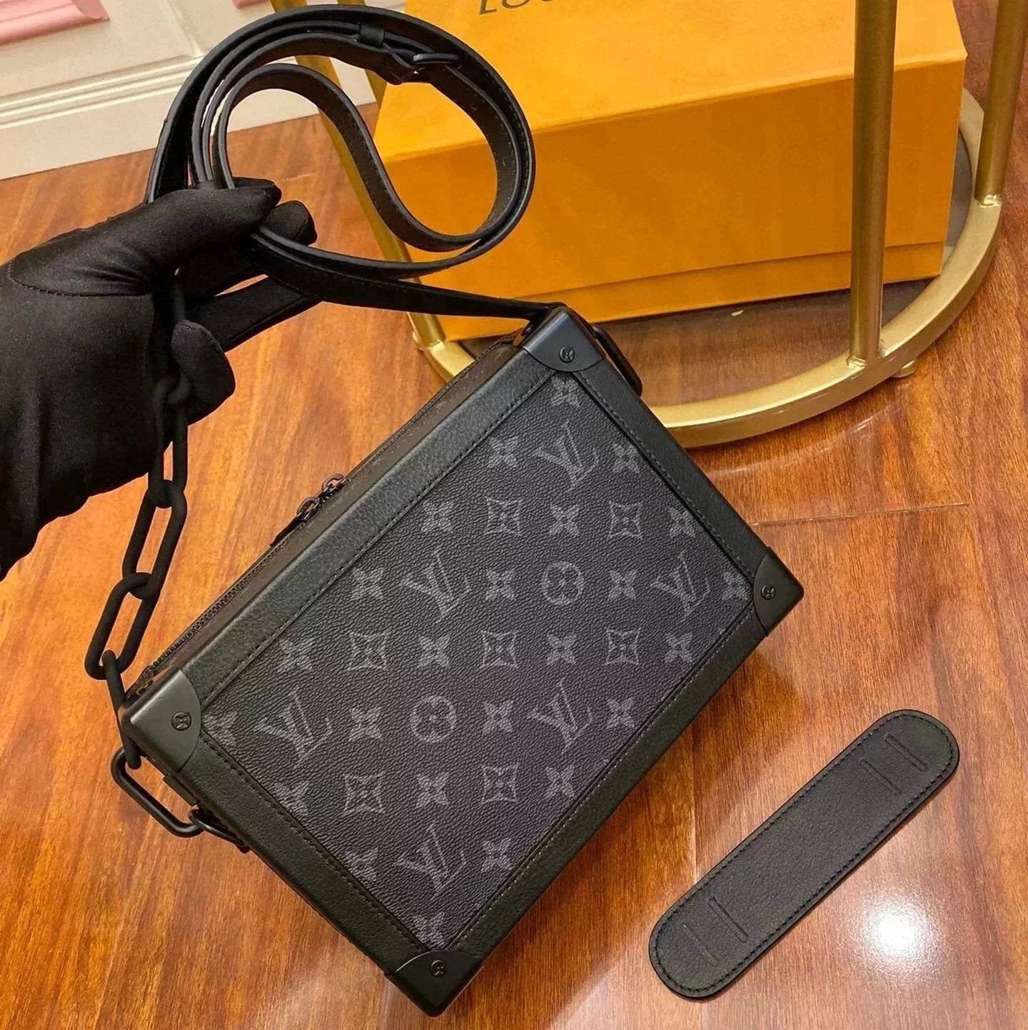 Louis Vuitton LV Men's Bag Top version Super44478Box Old Package Factory Customized Shape-Fixed Bag Unisex44730Black Flower Black softtrunk Presbyopic