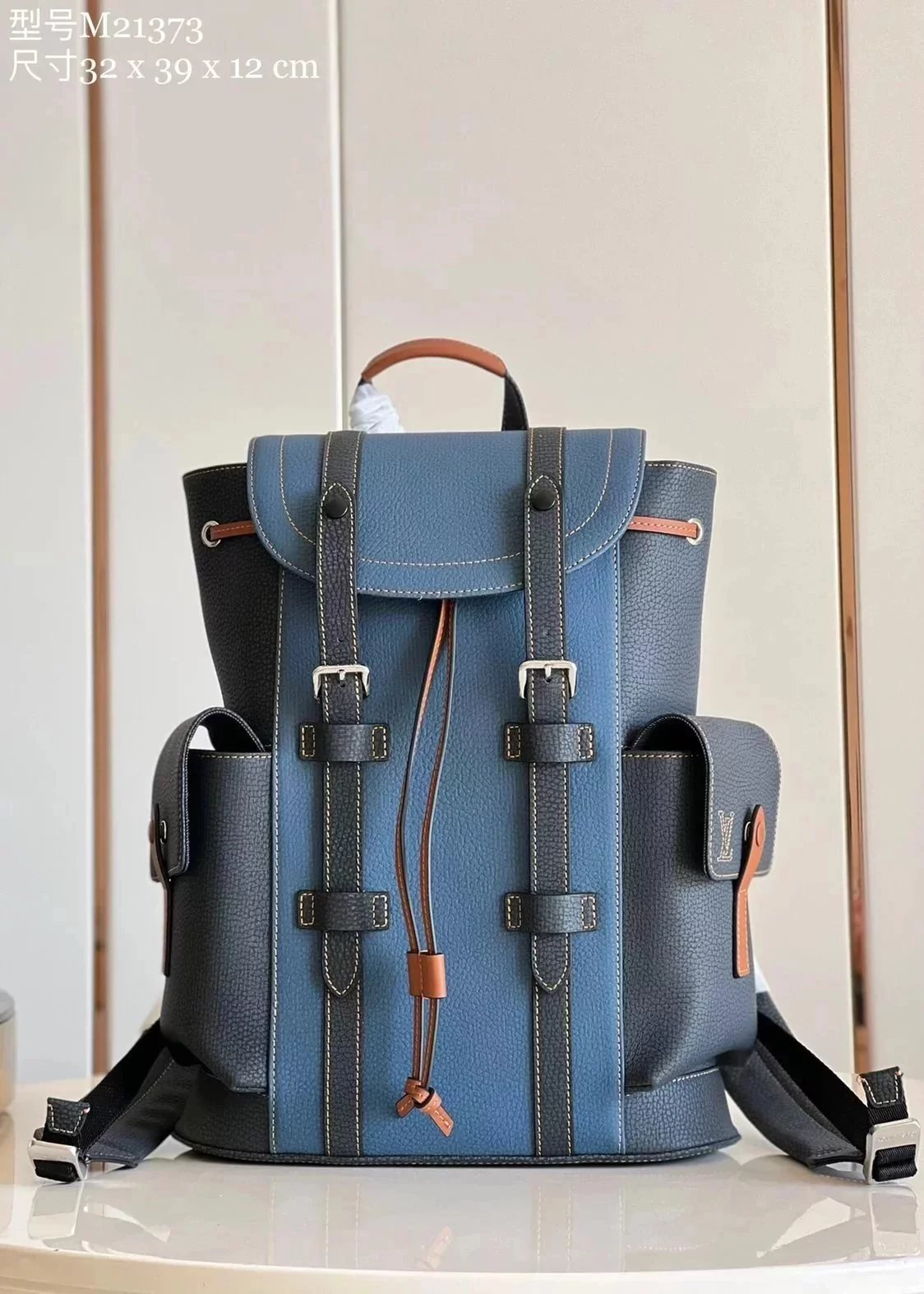 Louis Vuitton LV Backpack Top version 【Version】M21373New Men's Backpack Christopher Small Size Backpack Men's Hiking Backpack Full Leather Cattle Leather Bag Leisure Bag Travel Bag Business Traveling Luggage Bag Computer Bag Men's Bag Backpack Men's Backp