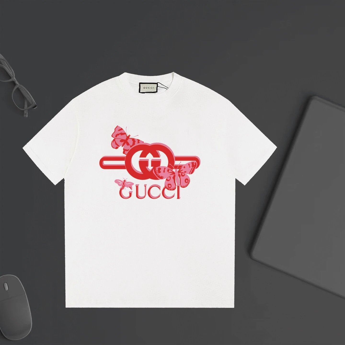 Gucci T-shirt Letter Butterfly Print on the Chest logo round Neck Short Sleeve25ss New Pure Cotton Unisex Style T T-shirt OS Loose Fit Base Shirt Top Half Sleeve T-Shirt