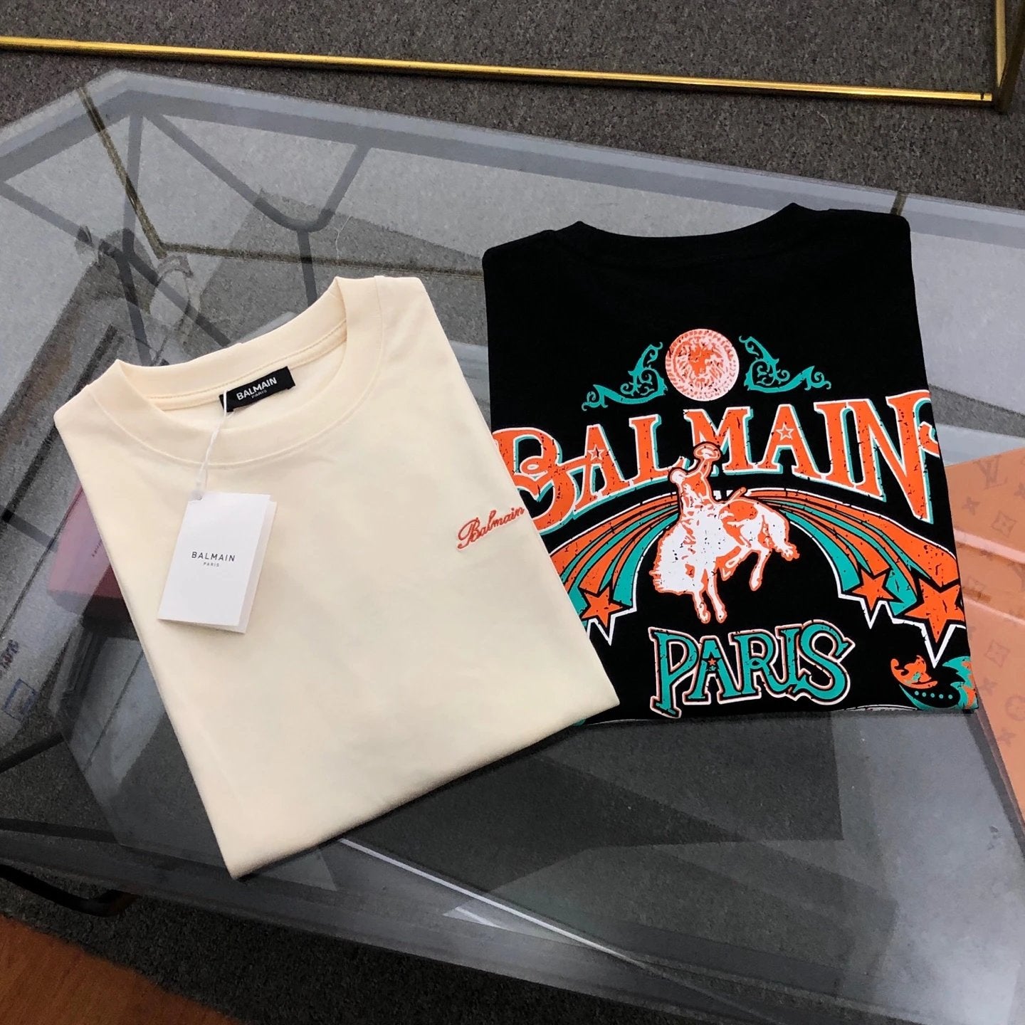 Balmain T-shirt Back Pattern Print logo round Neck Short Sleeve25ss New pure cotton T Unisex T-Shirt OS Loose Fit Base Shirt Top Half Sleeve T-Shirt