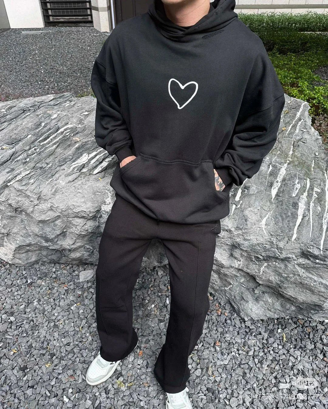 Balenciaga Hoodie Qixi Valentine's Day Limited Edition OS Hooded Sweatshirt Jacket for Men and Women, Unisex Sports Casual Loose Fit Versatile