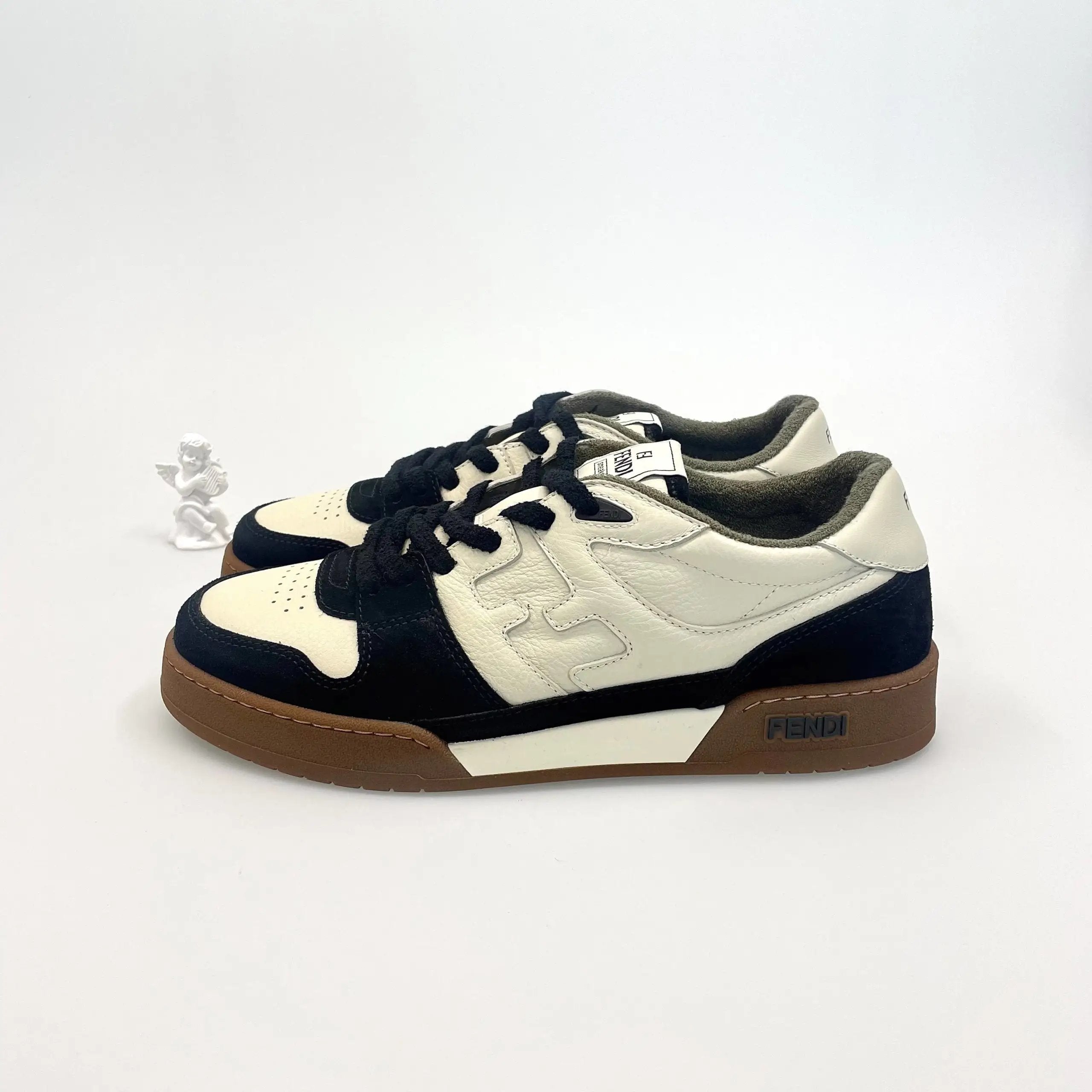 FENDI Shoes Black and White Color Matching Low Top Sneaker Fashion Casual Board Shoes