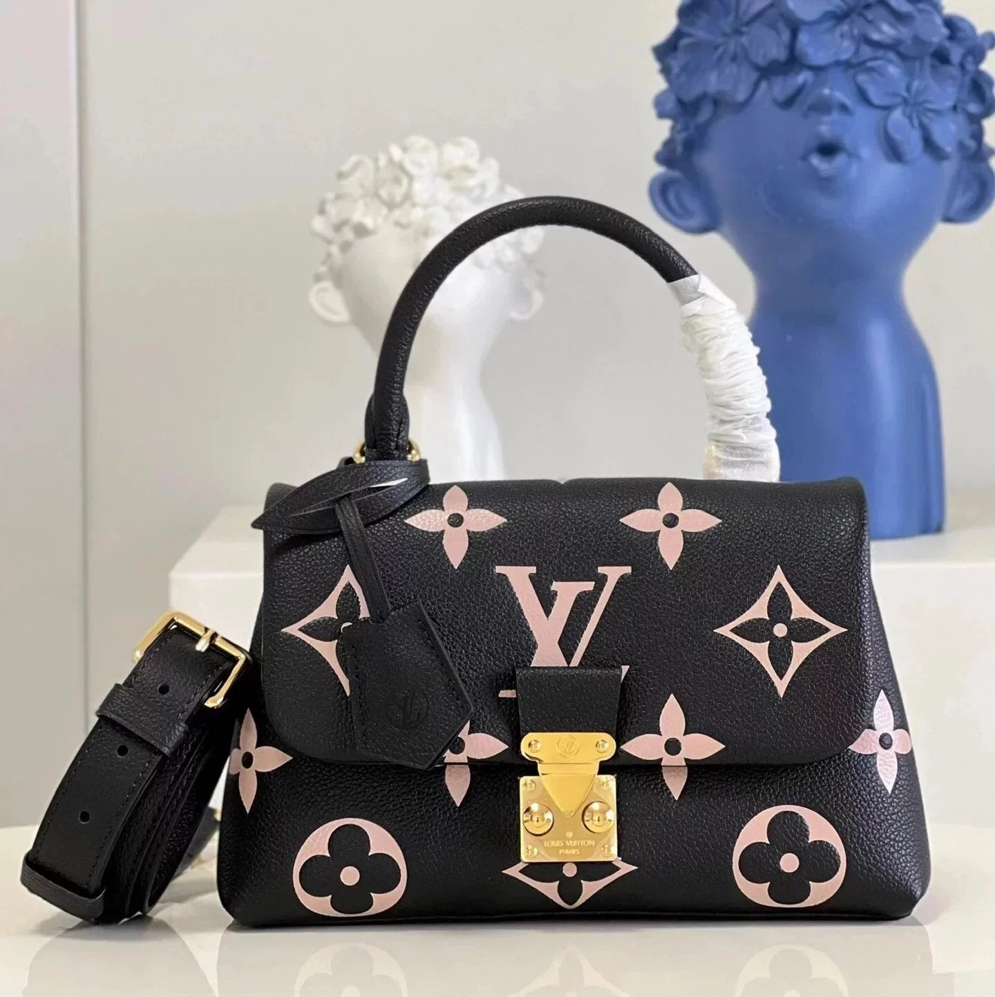 Louis Vuitton LV Women's Bag Top version 2022Spring and Summer New MadeleineBB Handbag MB Original Leather New Madel Handbag Shoulder Bag Crossbody Bag Women's Bag M45978