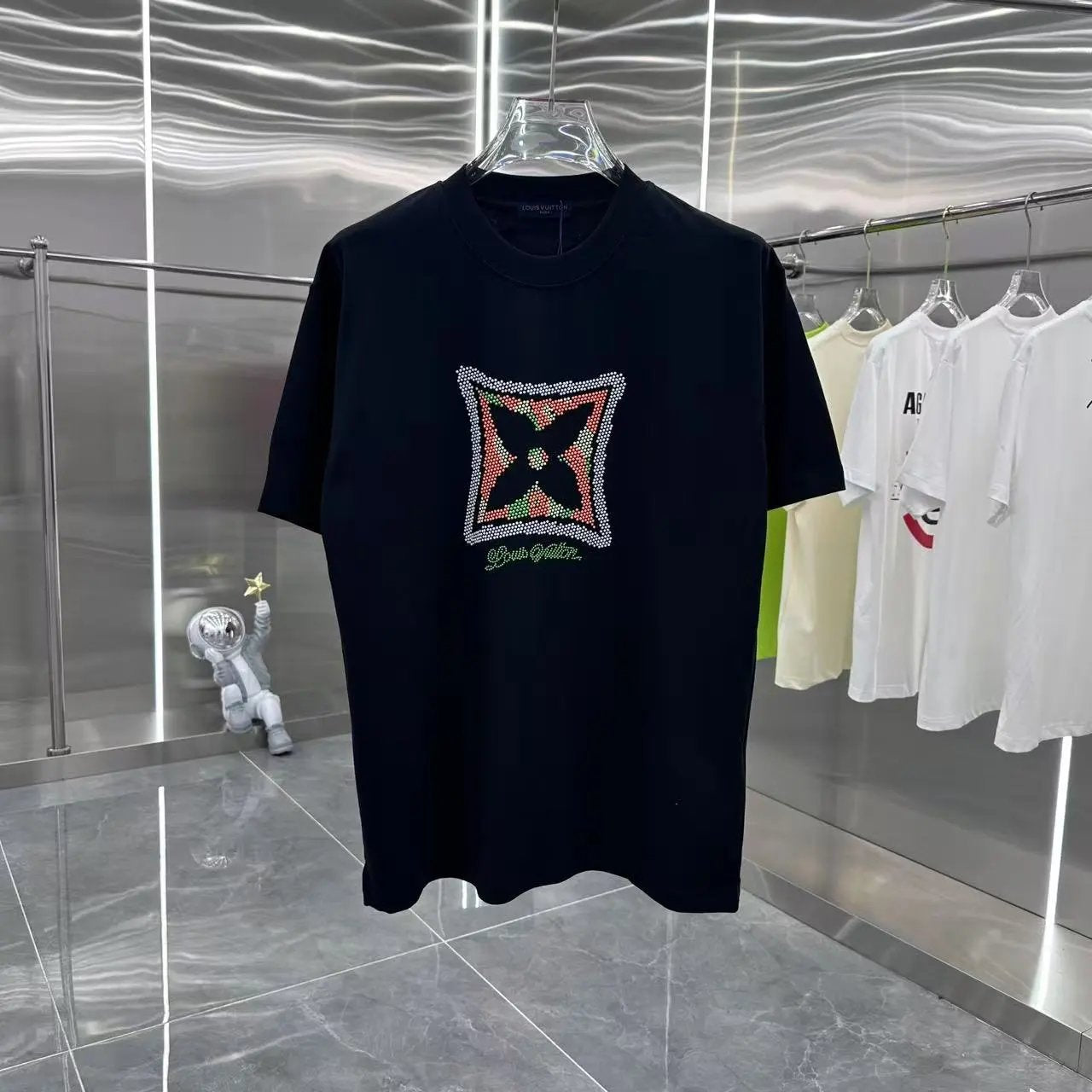 Louis Vuitton LV T-shirt Front Rhinestone Floral Print logo round Neck Short Sleeve25ss New Pure Cotton Unisex Style T Casual T-Shirt Base Layer Shirt OS Loose Fit Half Sleeve Top Plus Size