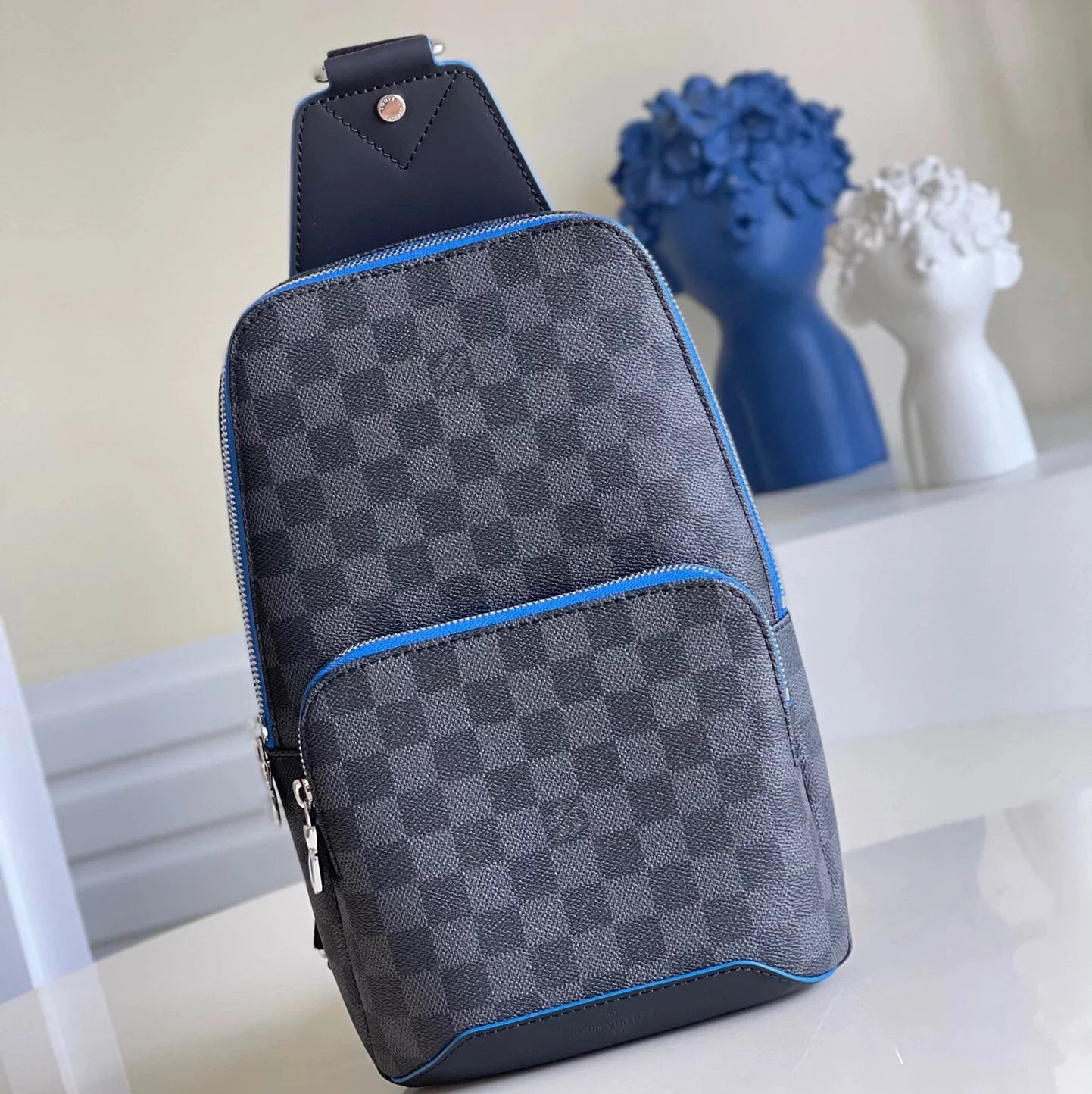 Louis Vuitton LV Men's Bag Top version Original Order N41719Men AVENUE Shoulder Bag23Crocodile Pattern Cowhide Crossbody Bag Chest Bag Crossbody Backpack Men's Bag Black Plaid Chest Bag Backpack Men Crossbody Chest Bag