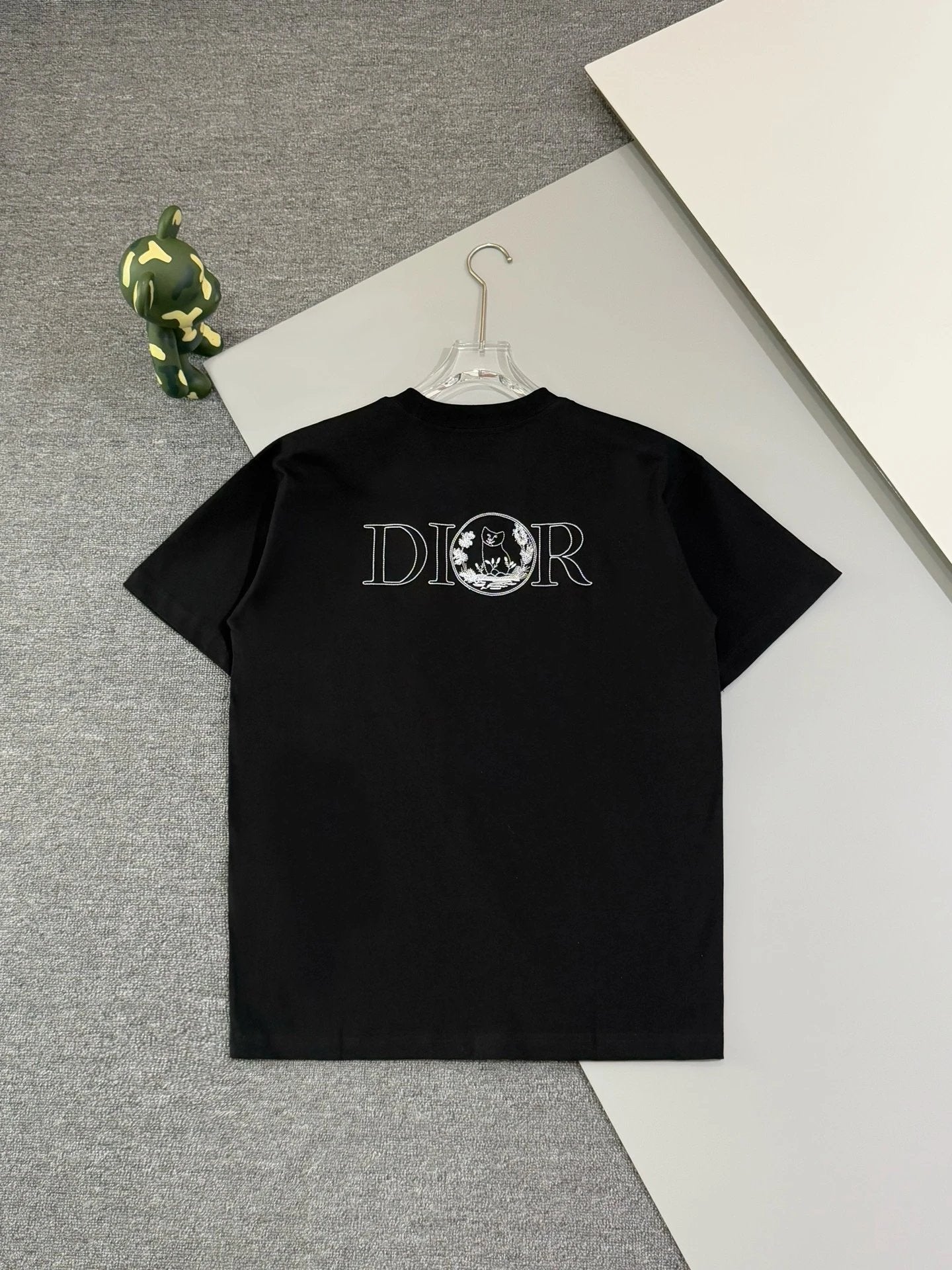 Dior T-shirt Front and back cat embroidery logo round Neck Short Sleeve25ss New Pure Cotton Unisex Style T Casual T-Shirt Base Layer Shirt OS Loose Fit Half Sleeve Top Plus Size