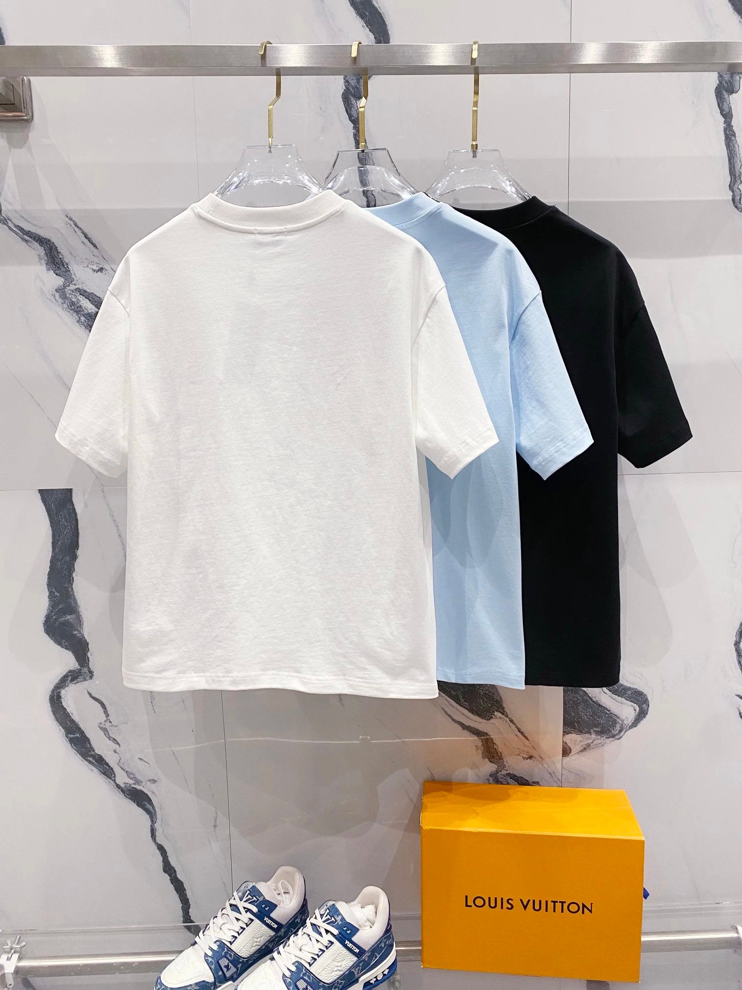 Dior T-shirt Minimalist Brand CD Letter Embroidery LOGO round Neck Short Sleeve25ss New Pure Cotton Unisex Style T T-shirt OS Loose Fit Base Shirt Casual Short Sleeve Top T-Shirt