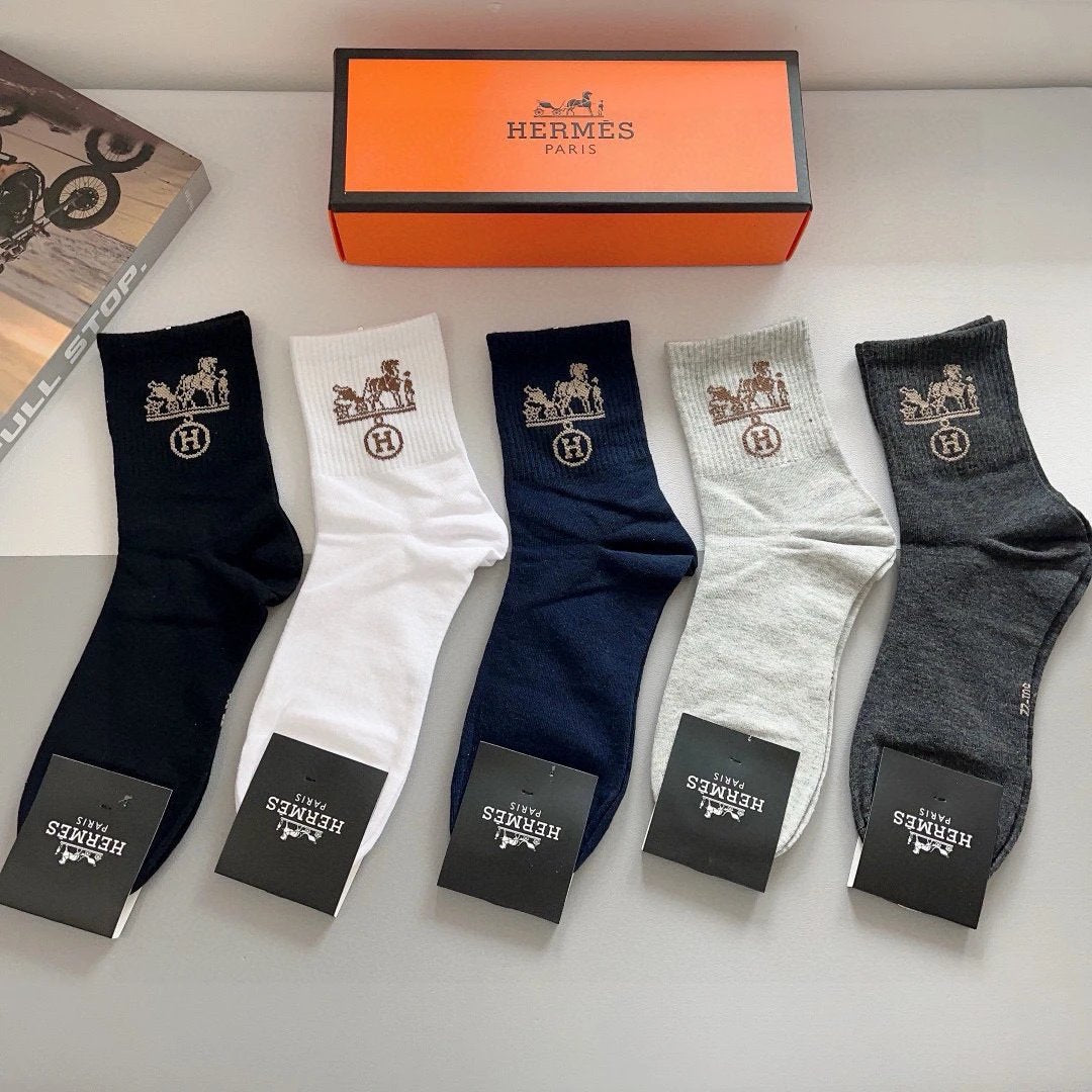 Hermes Sock 【a Box5Double】Classic H Letters logo Breathable and Stylish Pure Cotton Mid-Calf Socks25ss New Cotton Socks Spring Summer Autumn Sports Casual Versatile Business Thin Deodorant Sweat-Absorbing