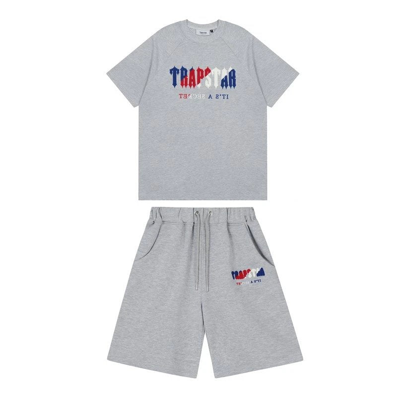 Trapstar T-shirt Summer Gradient Letters White and Blue Towel Embroidery Short Sleeve T T-shirt Shorts Men's Couple Casual Suit-CY