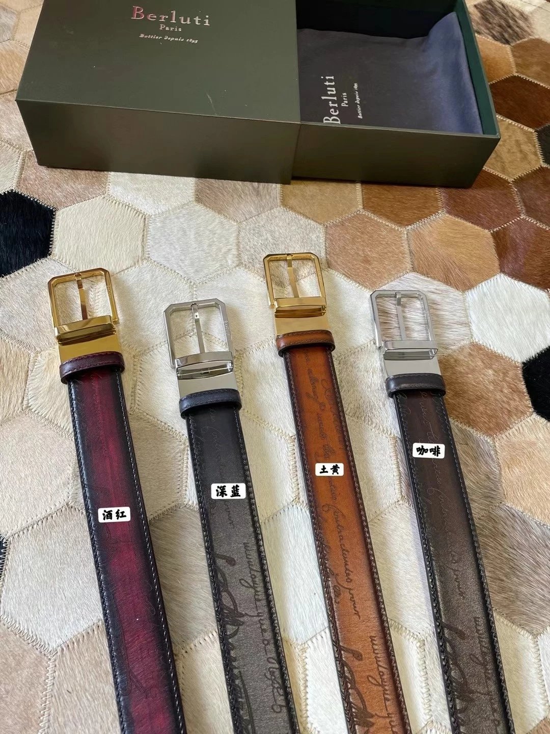 Berluti Belt Top version Original Single Men's New High-End Double-Sided Belt Waist Belt Pure Steel Rotating Pin Buckle Buckle Double-Sided Two-Color Totem Carving Carved Genuine Leather35mm Full Package Belt Men