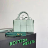 Bottega Veneta Women's Bag Top version 【Surrogate Shopping Edition】2023Spring and Summer New Super Mini Tote Bag20cmDandytote Vegetable basket Arco Woven bag intreccio New Woven Tote Bag mini Small Tote Super Mini Tote Bag Mobile Phone Bag Handbag Messeng