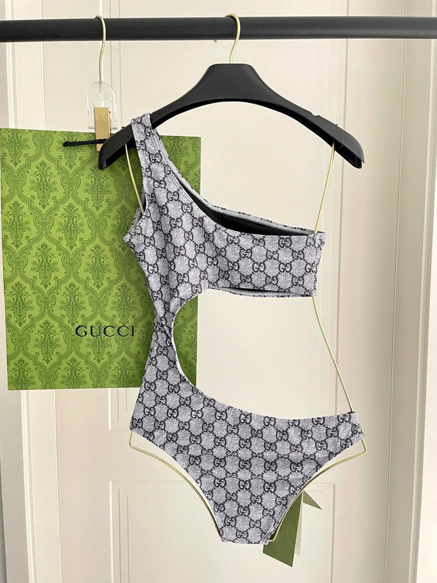 Gucci Swimsuit Full Print Jacquard Bikini One-Piece Swimsuit Sexy Small Chest Gathered Beach Pool Backless White Women's Swimwear Vacation Hot Spring