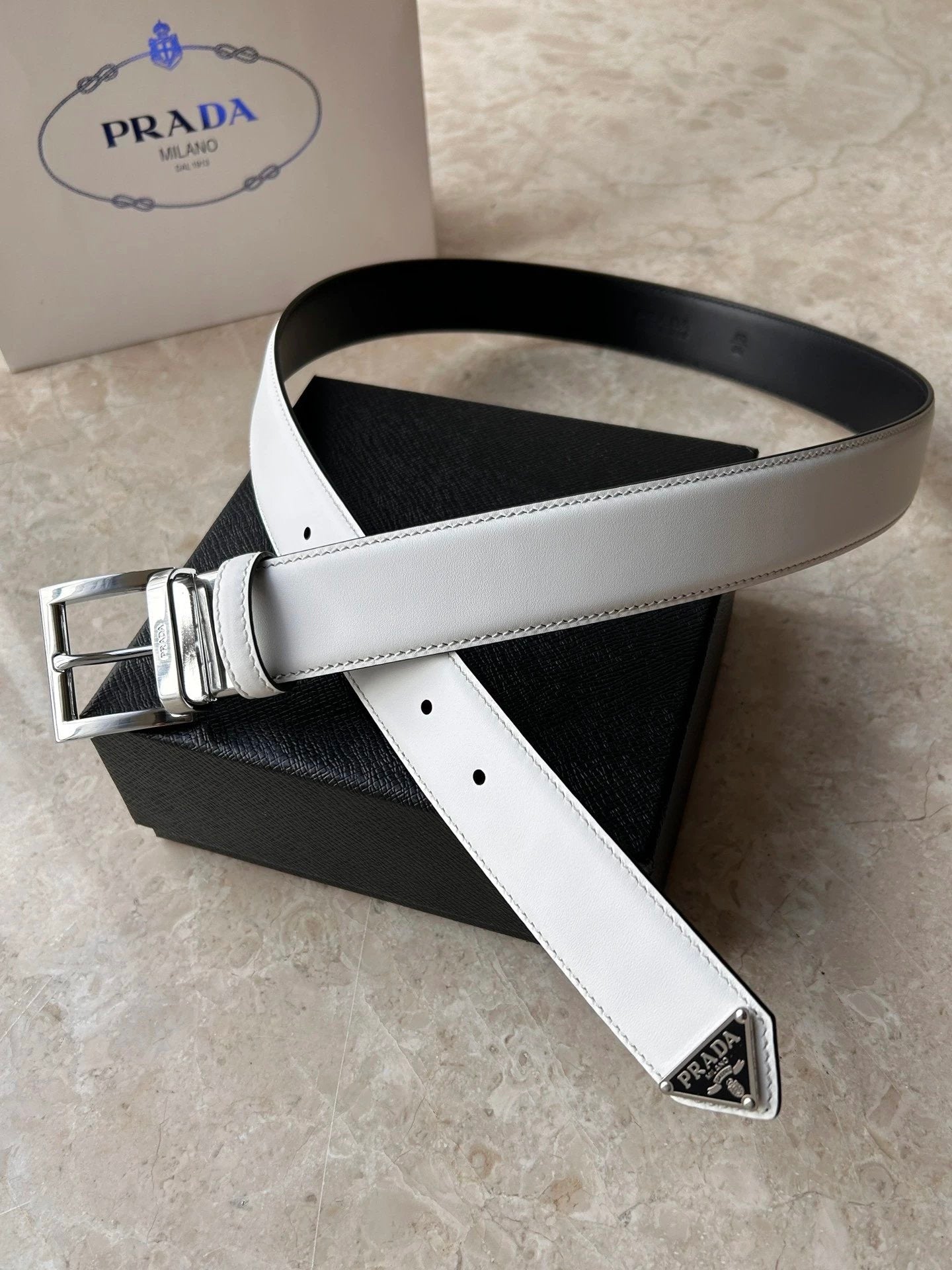 PRADA Belt Top version 【First Layer Cowhide】Men's Belt P Home Classic Business Belt Fashion Casual Width:3.4cm Boutique Pattern Automatic Buckle316Fine Steel Made Selected First Layer Cowhide Italian Leather Embryo PA Sliding Teeth Are Strong and Durable